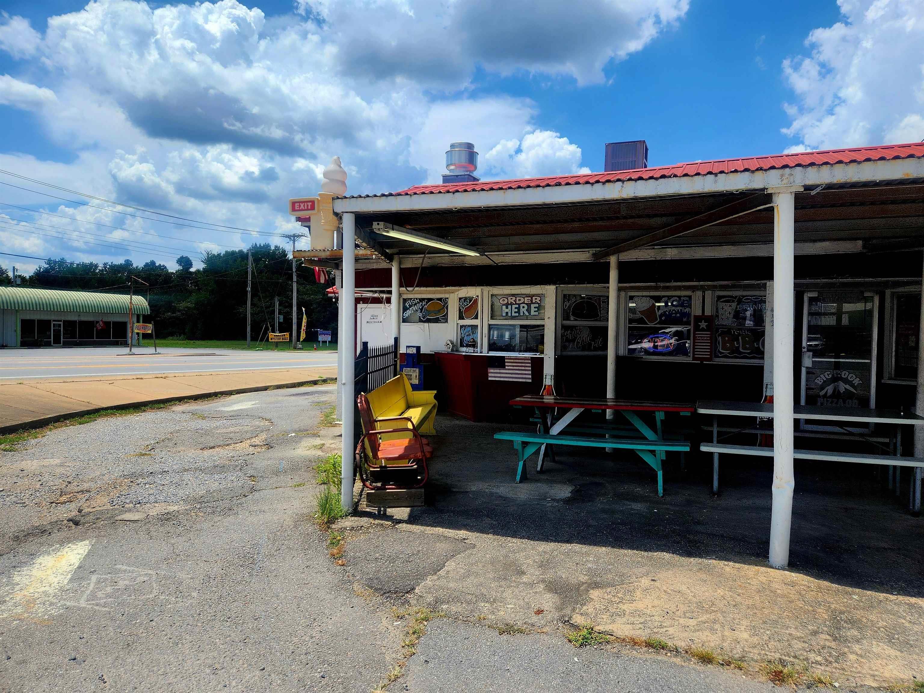 1222 EDISON 619 COX STREET BENTON,AR Benton, AR