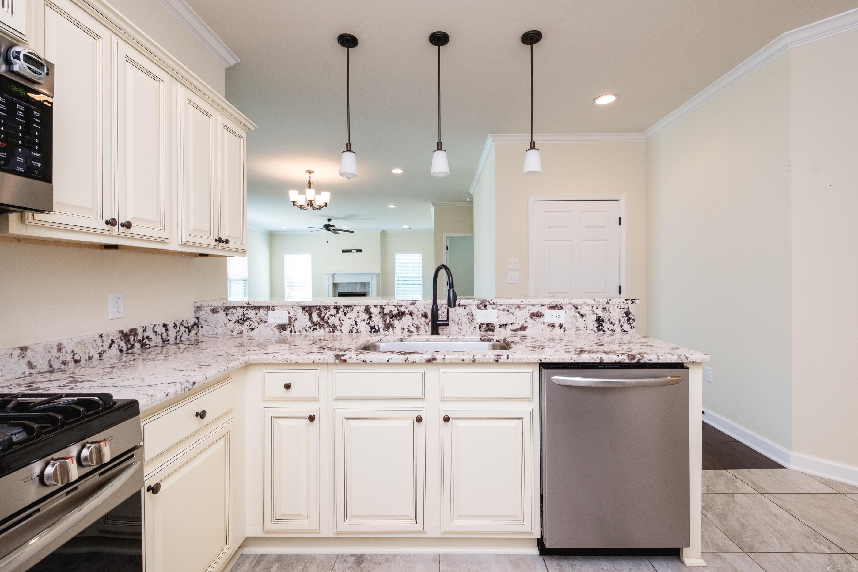 184 Mountain Terrace Circle  Maumelle, AR