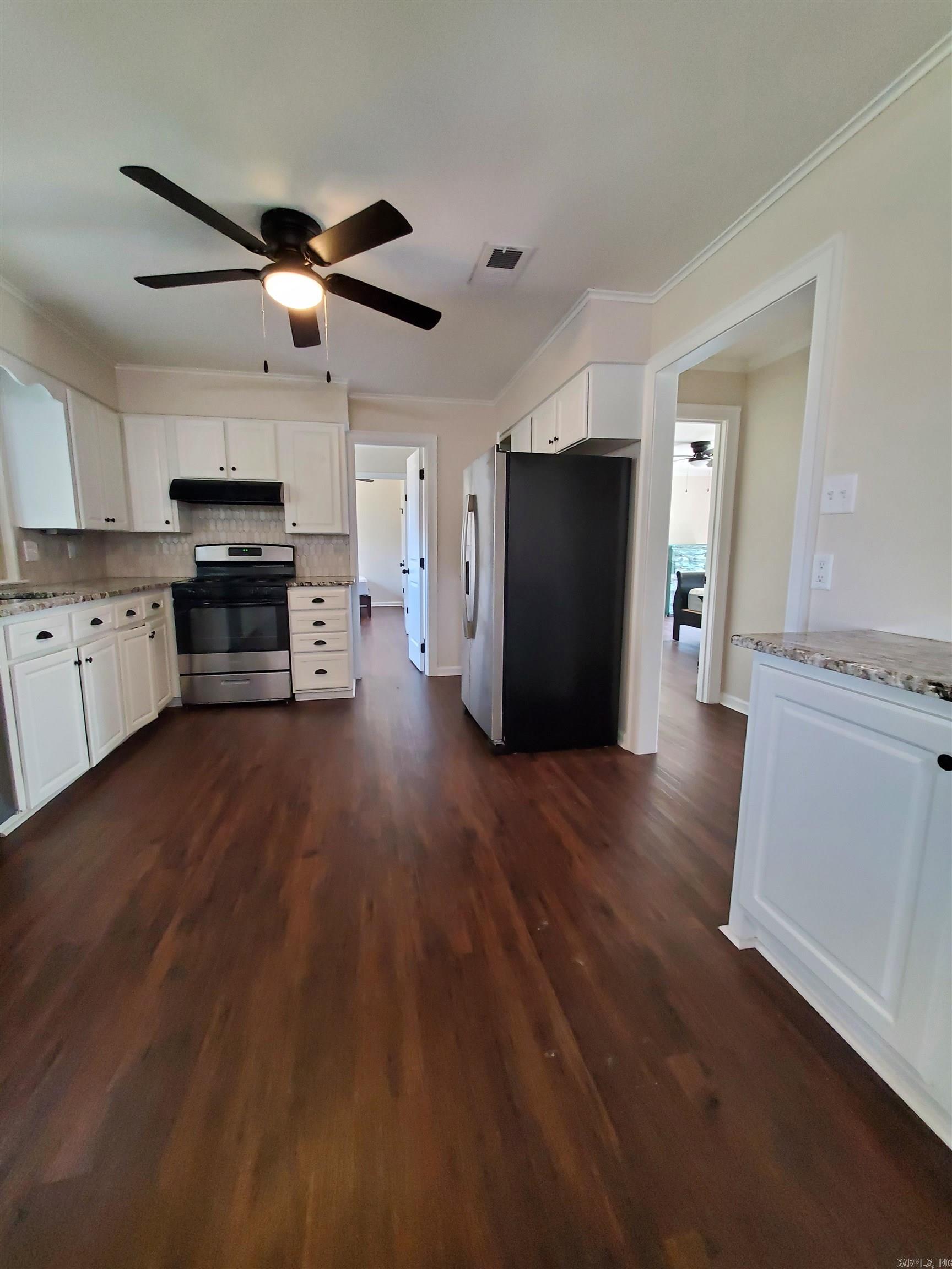 6 W Laramie  Sherwood, AR