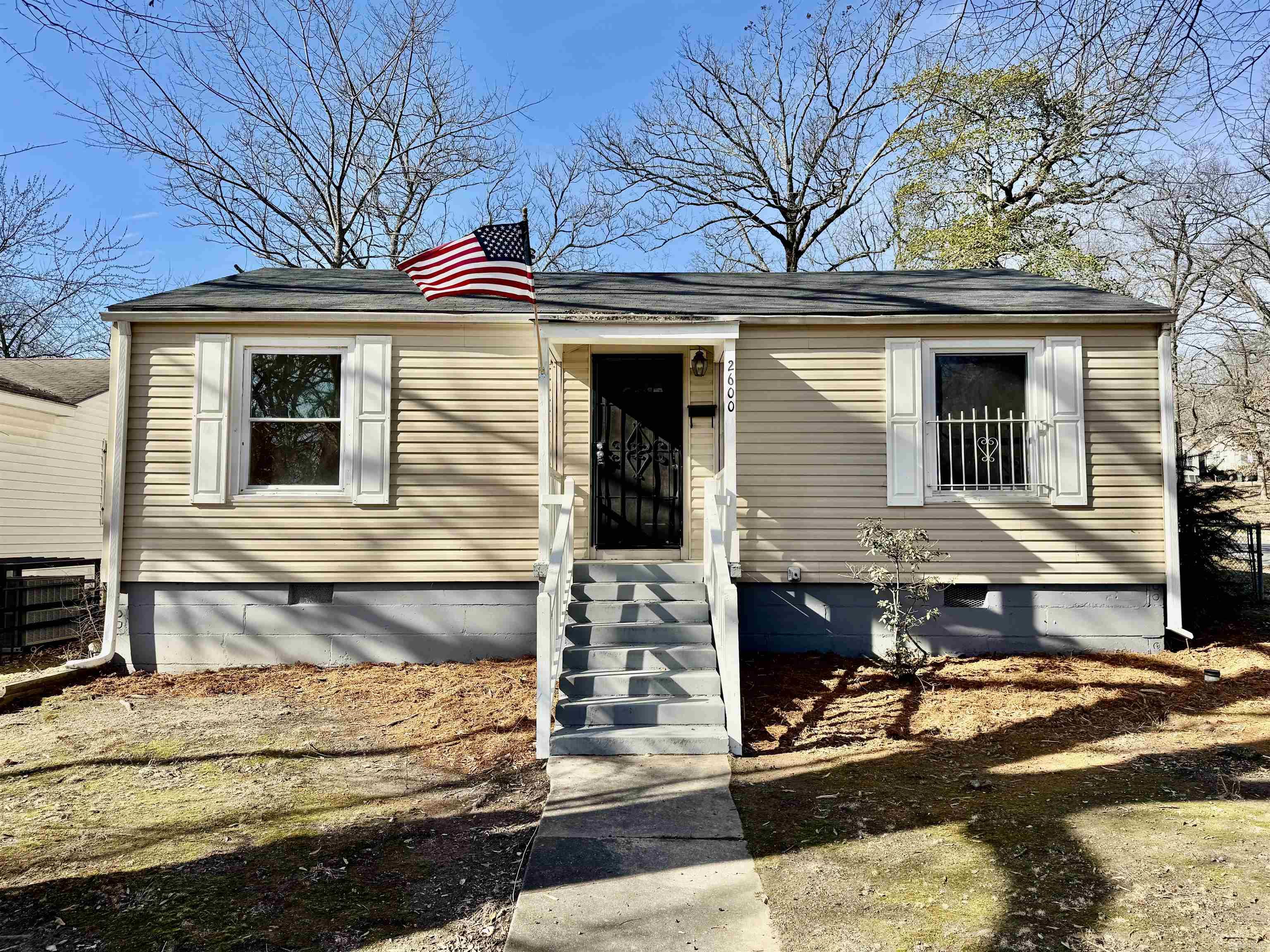 2600 S Van Buren  Little Rock, AR