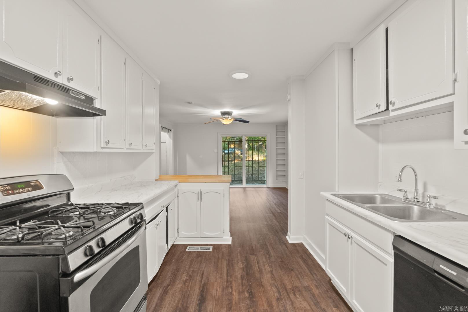 2600 S Van Buren  Little Rock, AR