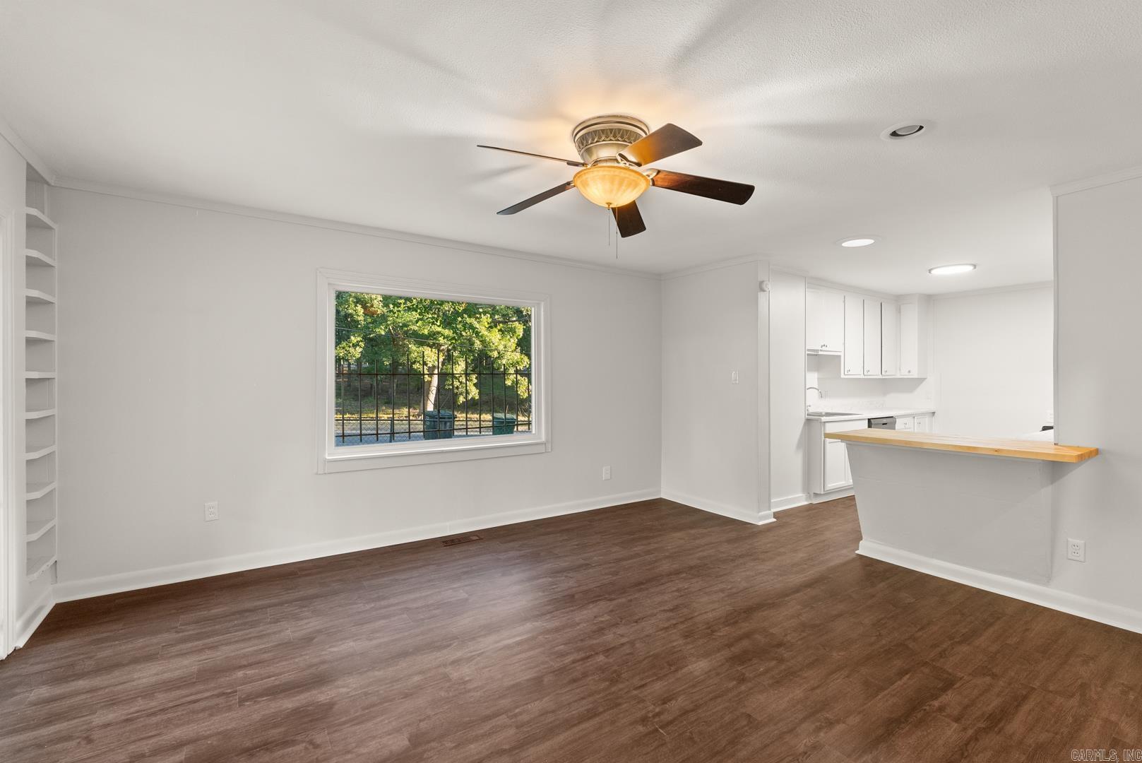 2600 S Van Buren  Little Rock, AR