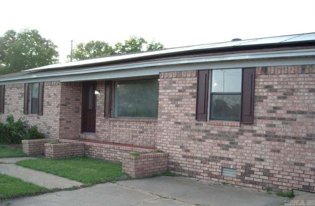 202 West First Street Dierks, AR 71833