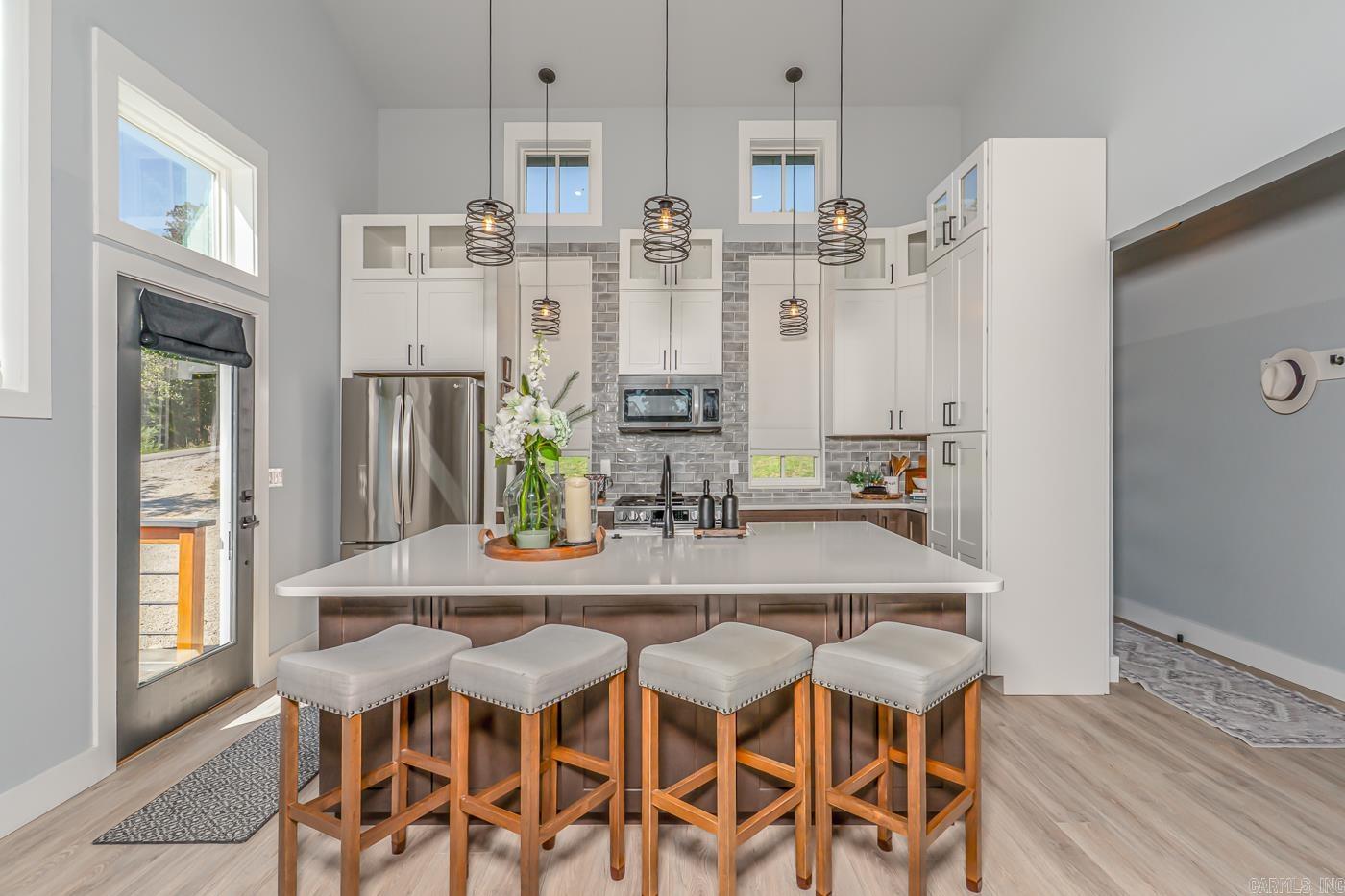 101 Emerald Ln 103 Emerald Ln Horseshoe Bend, AR