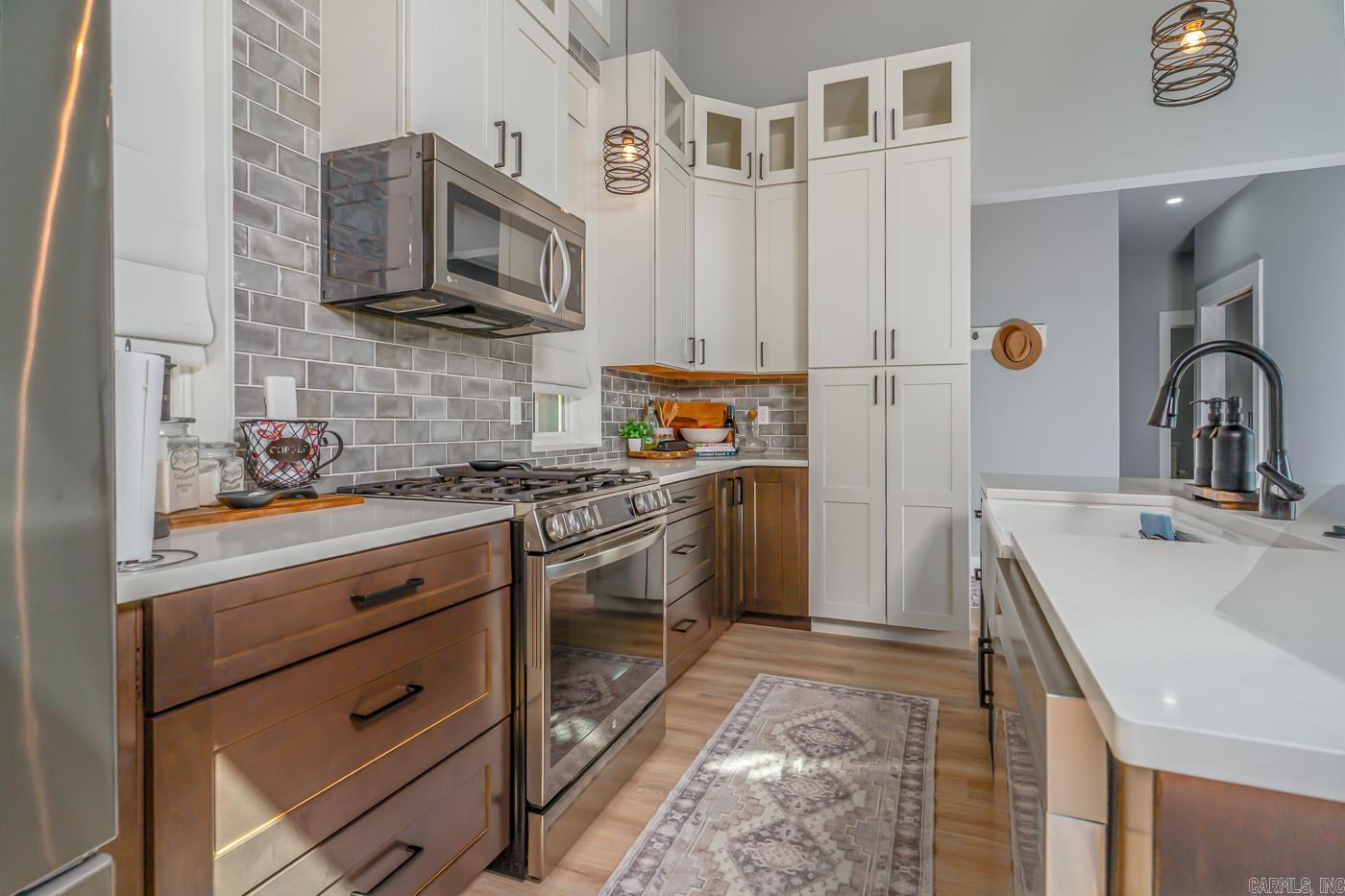 101 Emerald Ln 103 Emerald Ln Horseshoe Bend, AR