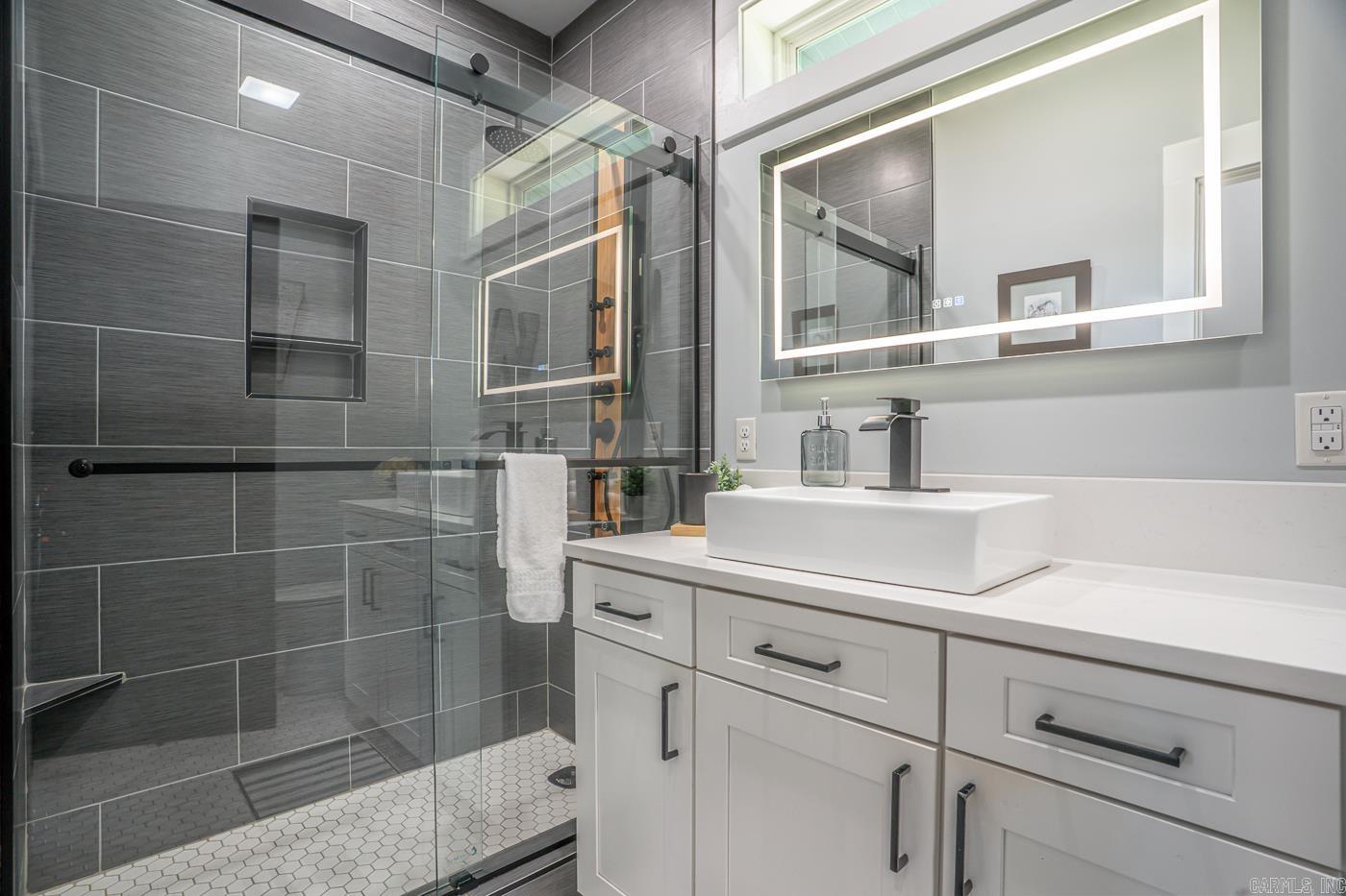 101 Emerald Ln 103 Emerald Ln Horseshoe Bend, AR