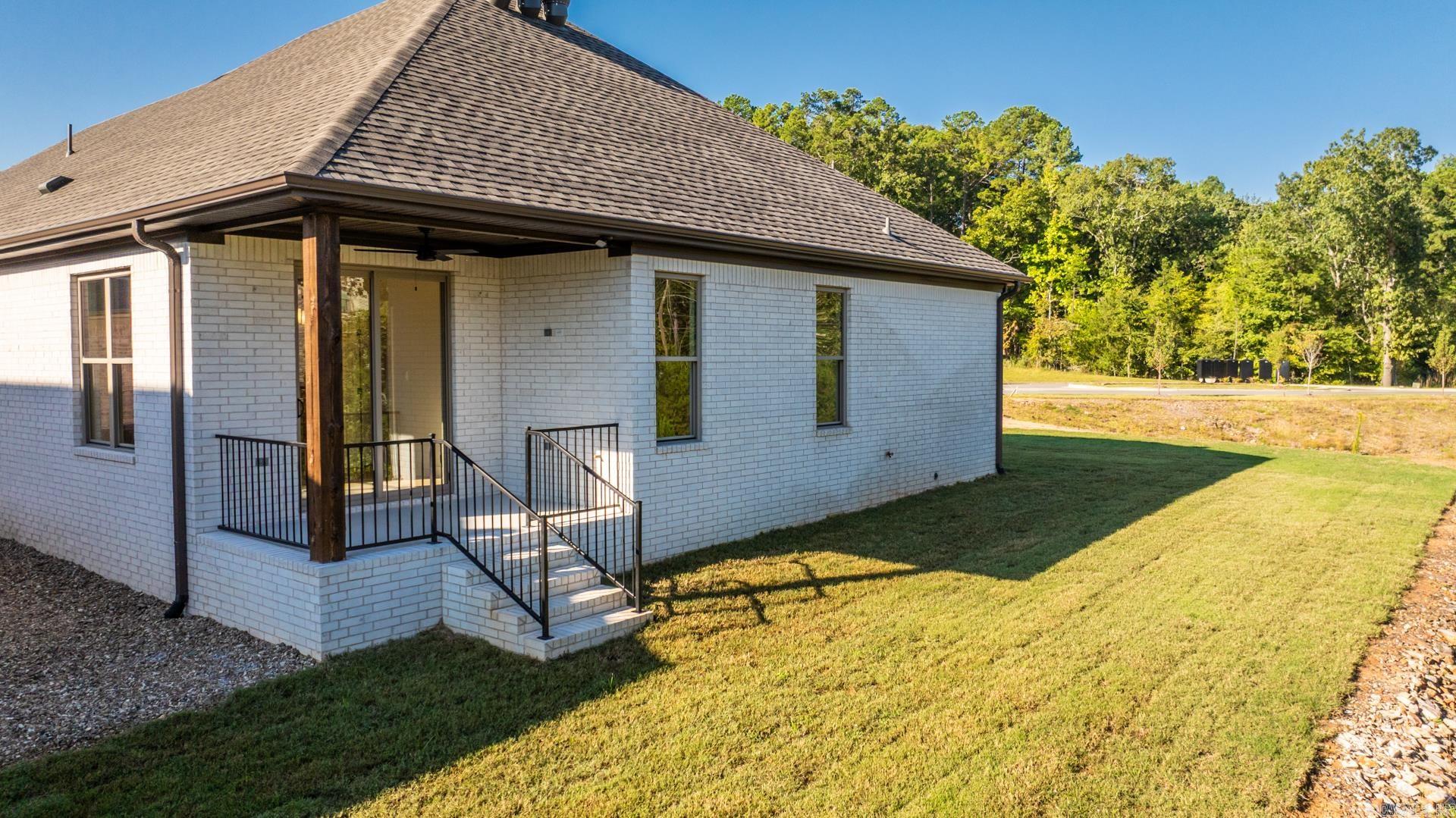 102 Edgewood Circle Little Rock, AR 72223