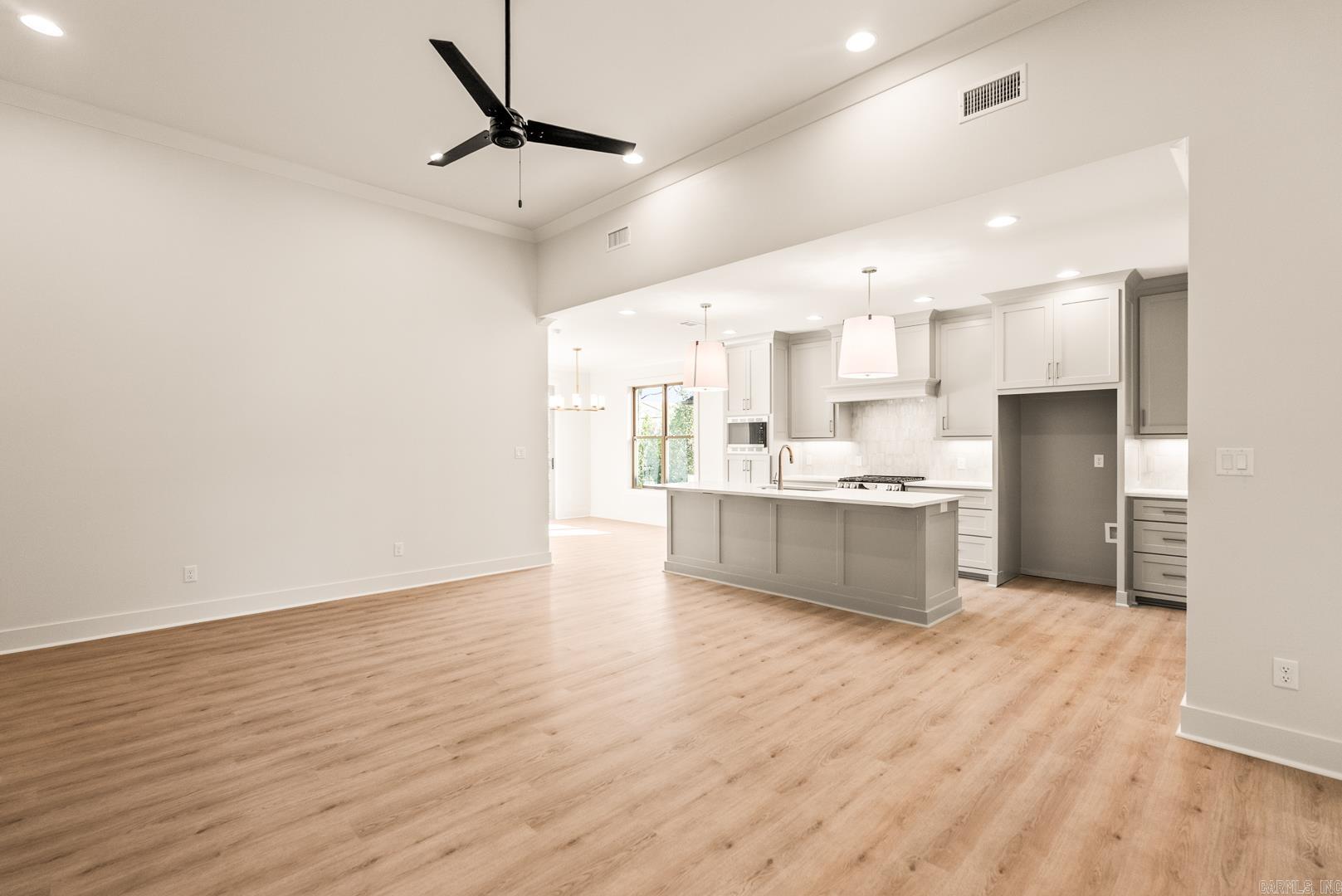 102 Edgewood Circle Little Rock, AR 72223