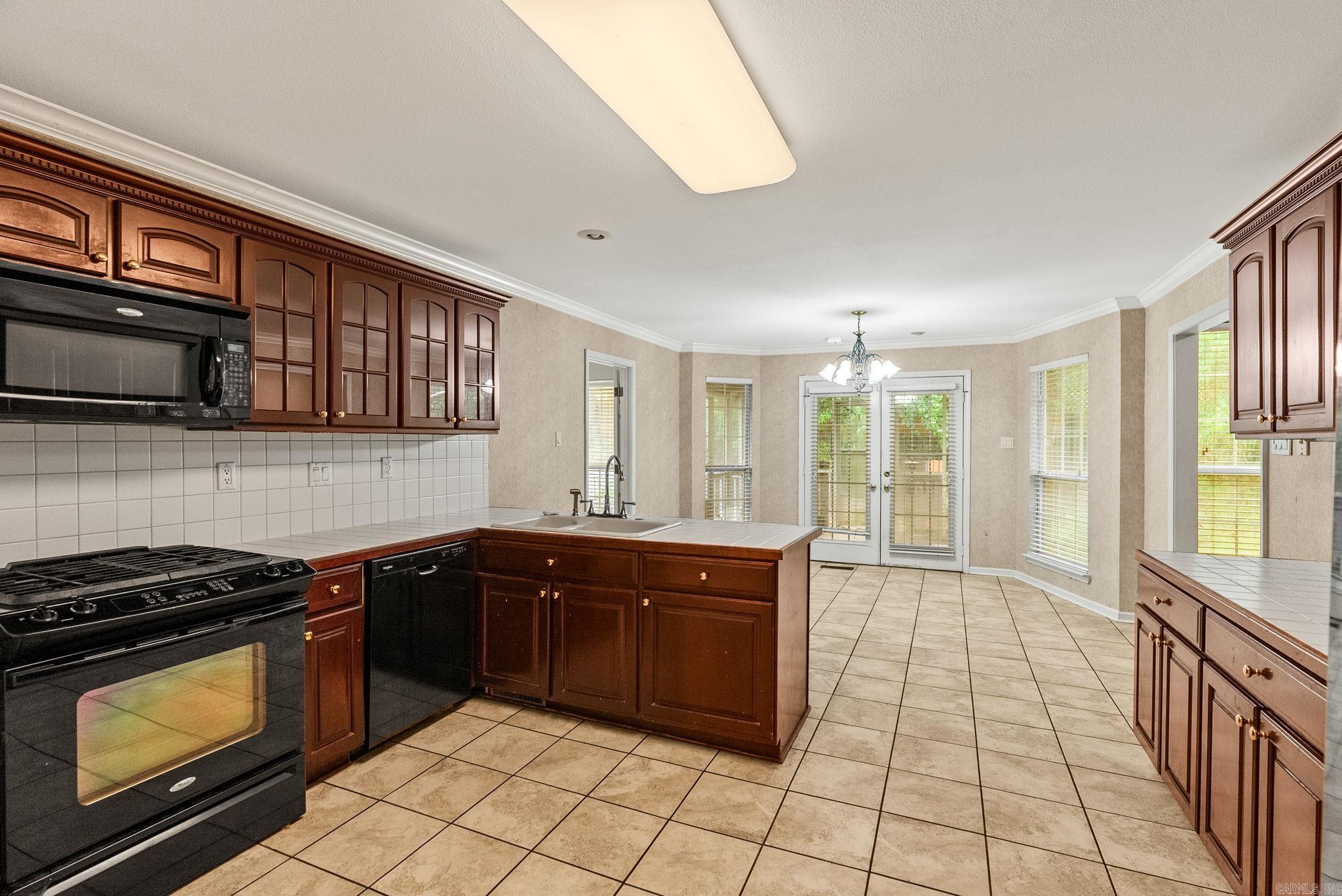 5 Crystal Mountain Drive  Maumelle, AR