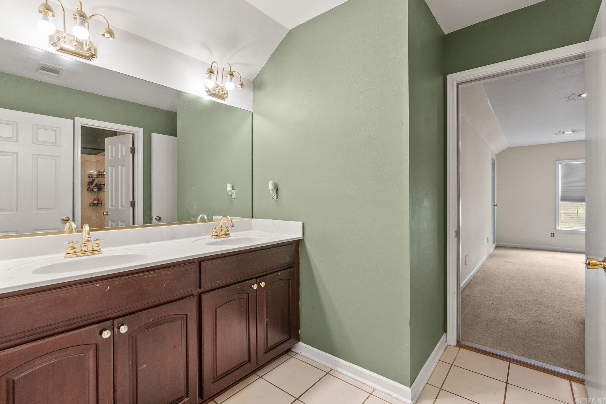 5 Crystal Mountain Drive  Maumelle, AR