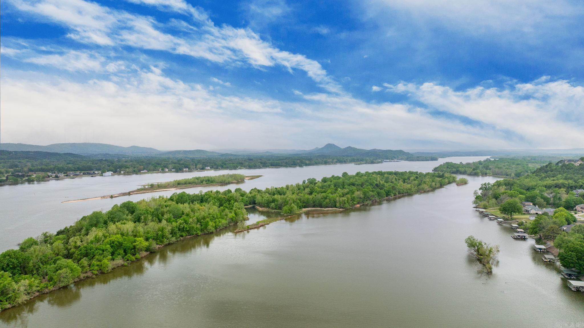 5 Crystal Mountain Drive  Maumelle, AR