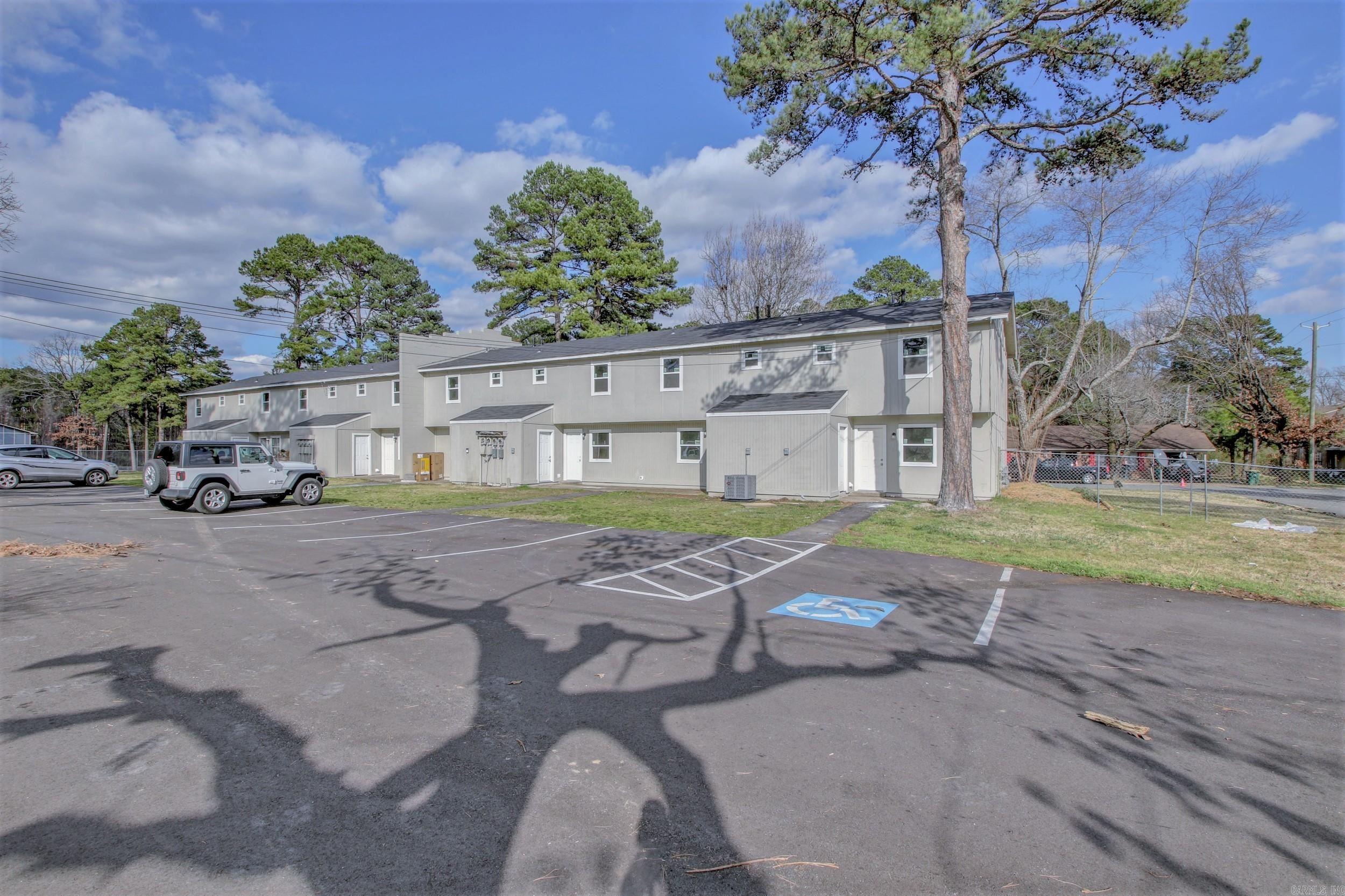 1900 Labette Manor  Little Rock, AR