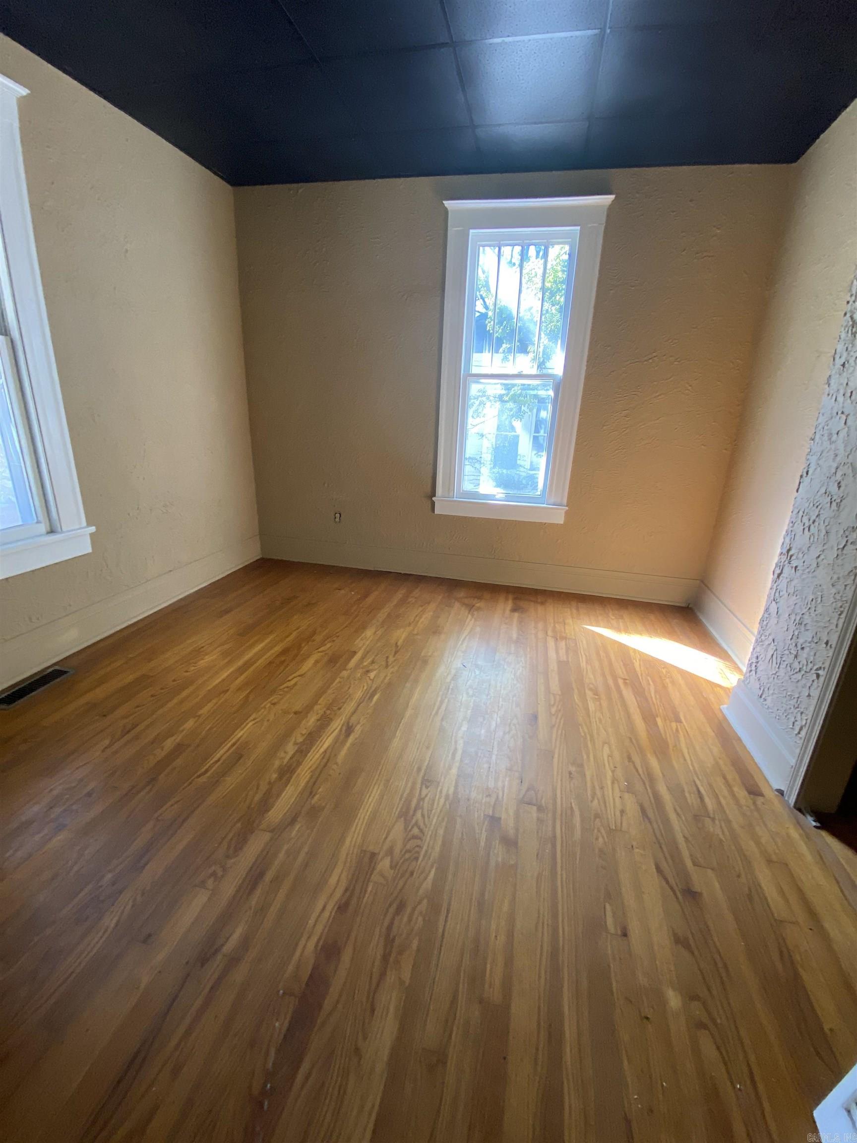 220 Rose Street Little Rock, AR 72205