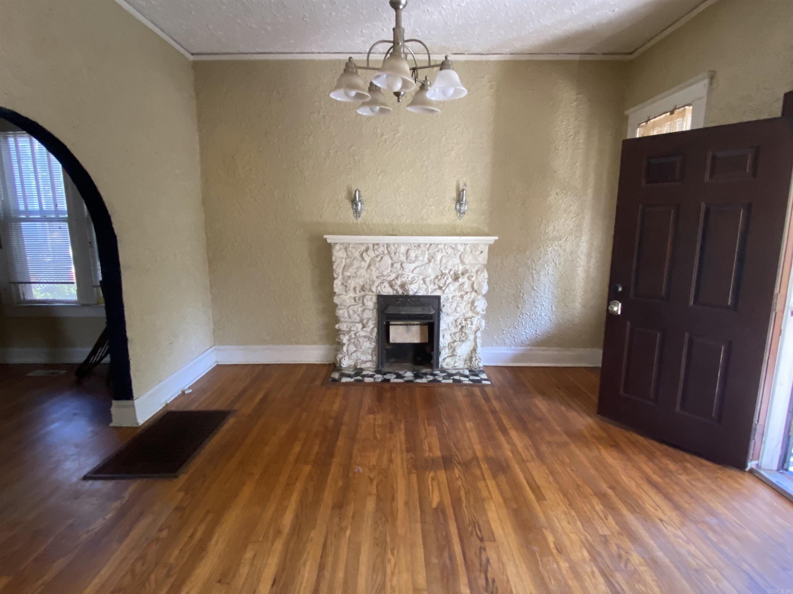 220 Rose Street Little Rock, AR 72205