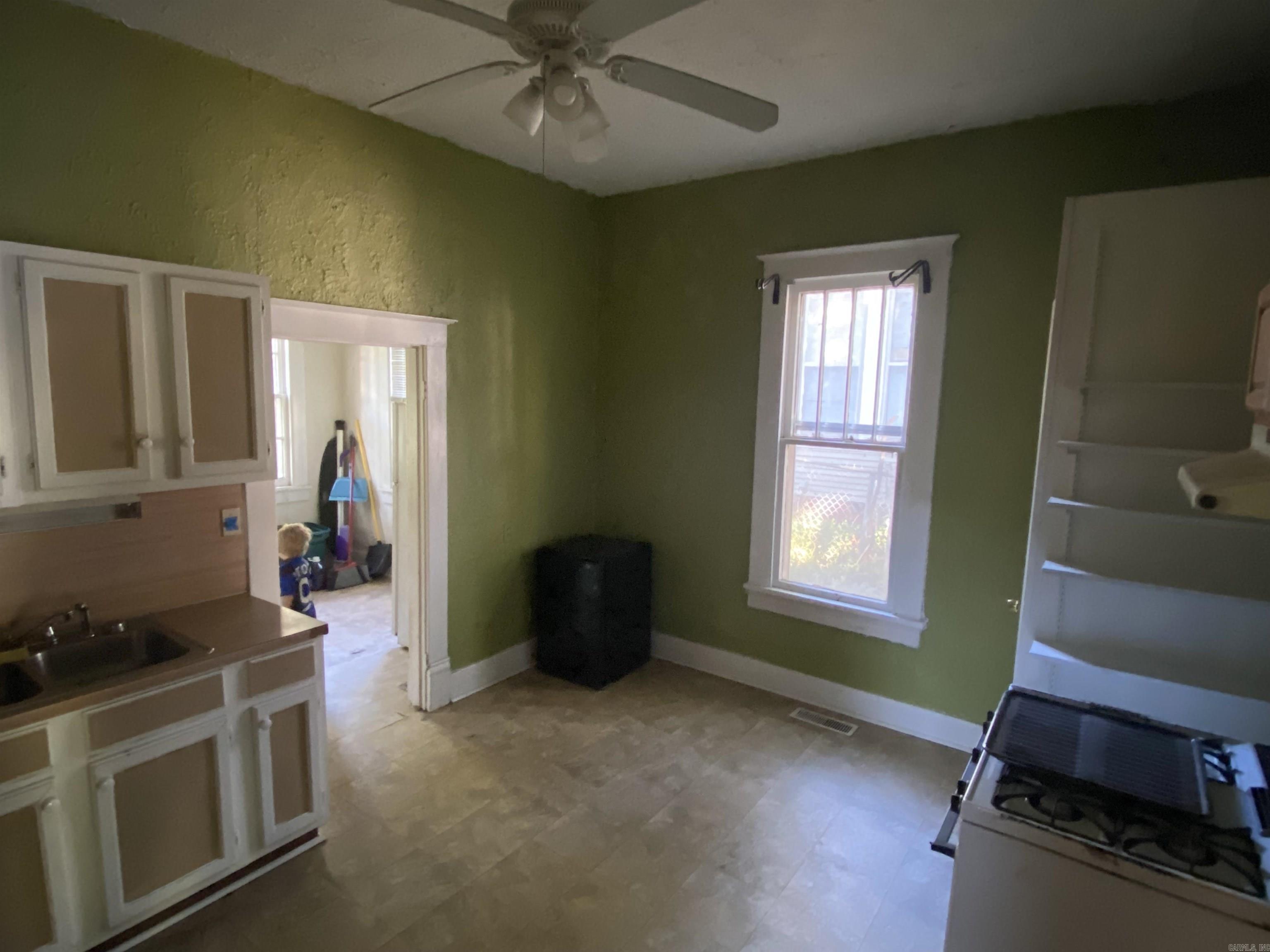 220 Rose Street Little Rock, AR 72205