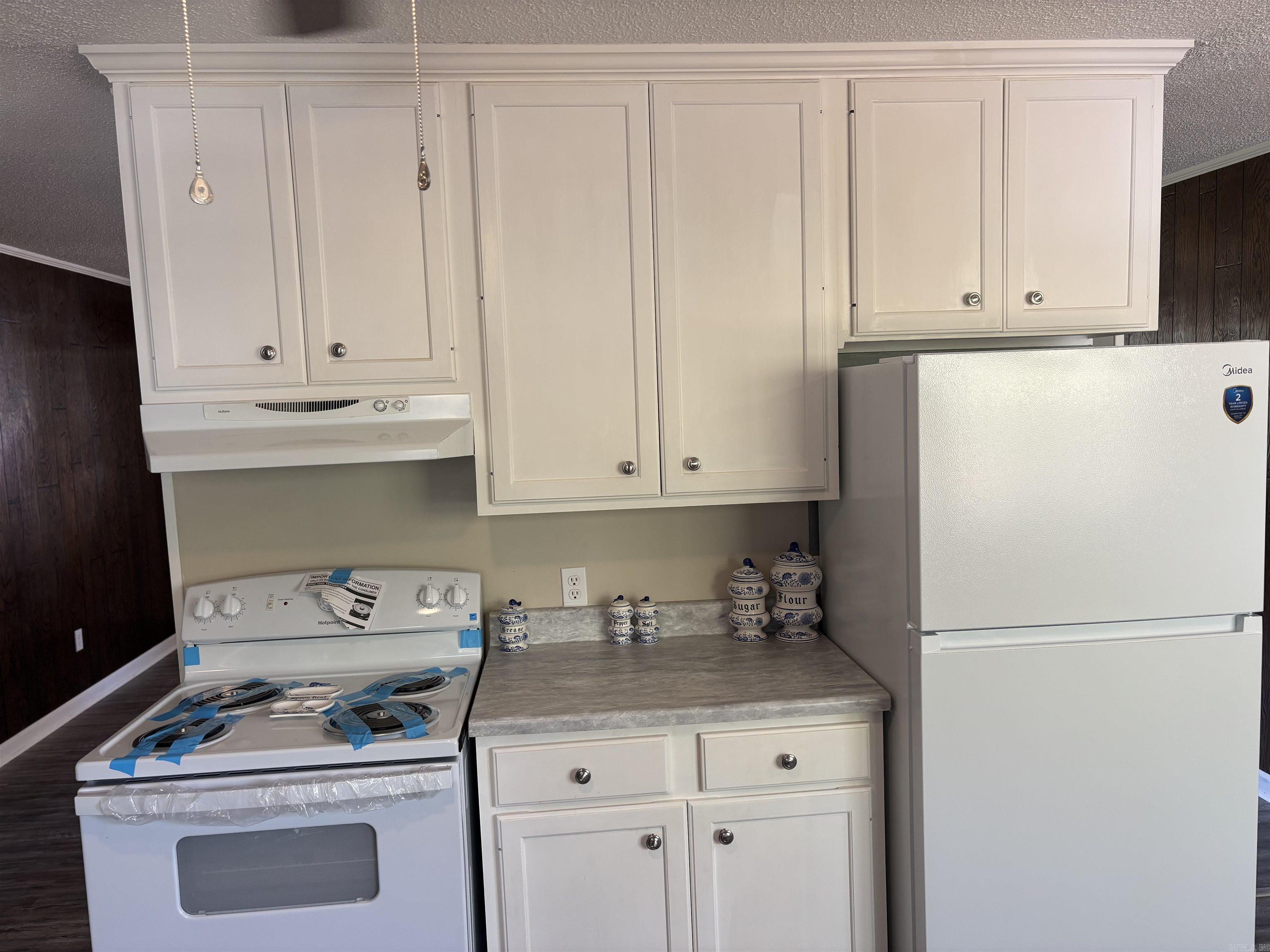 235 E 10th Street Newark, AR 72562