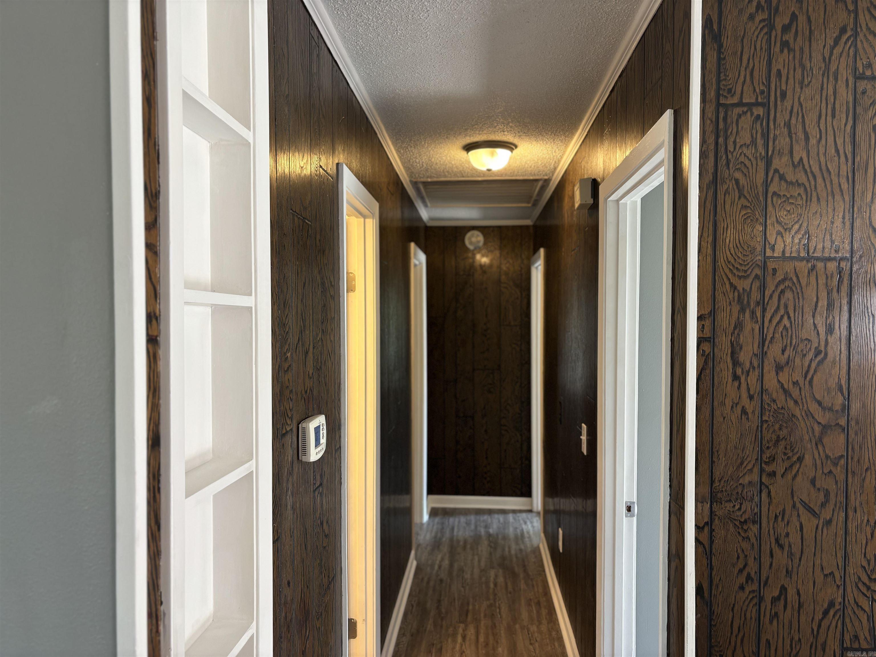 235 E 10th Street Newark, AR 72562