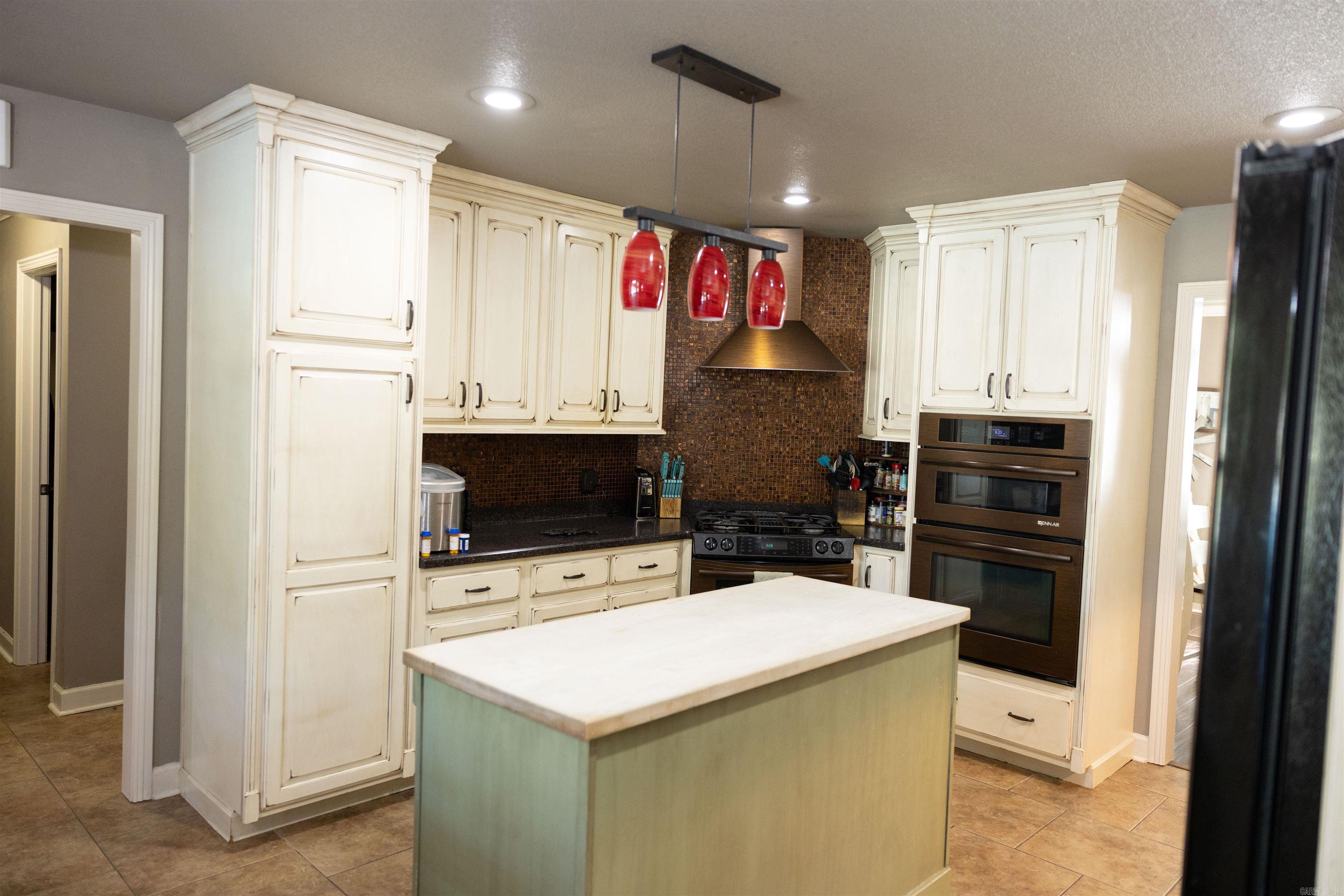 137 County Road 765  Brookland, AR