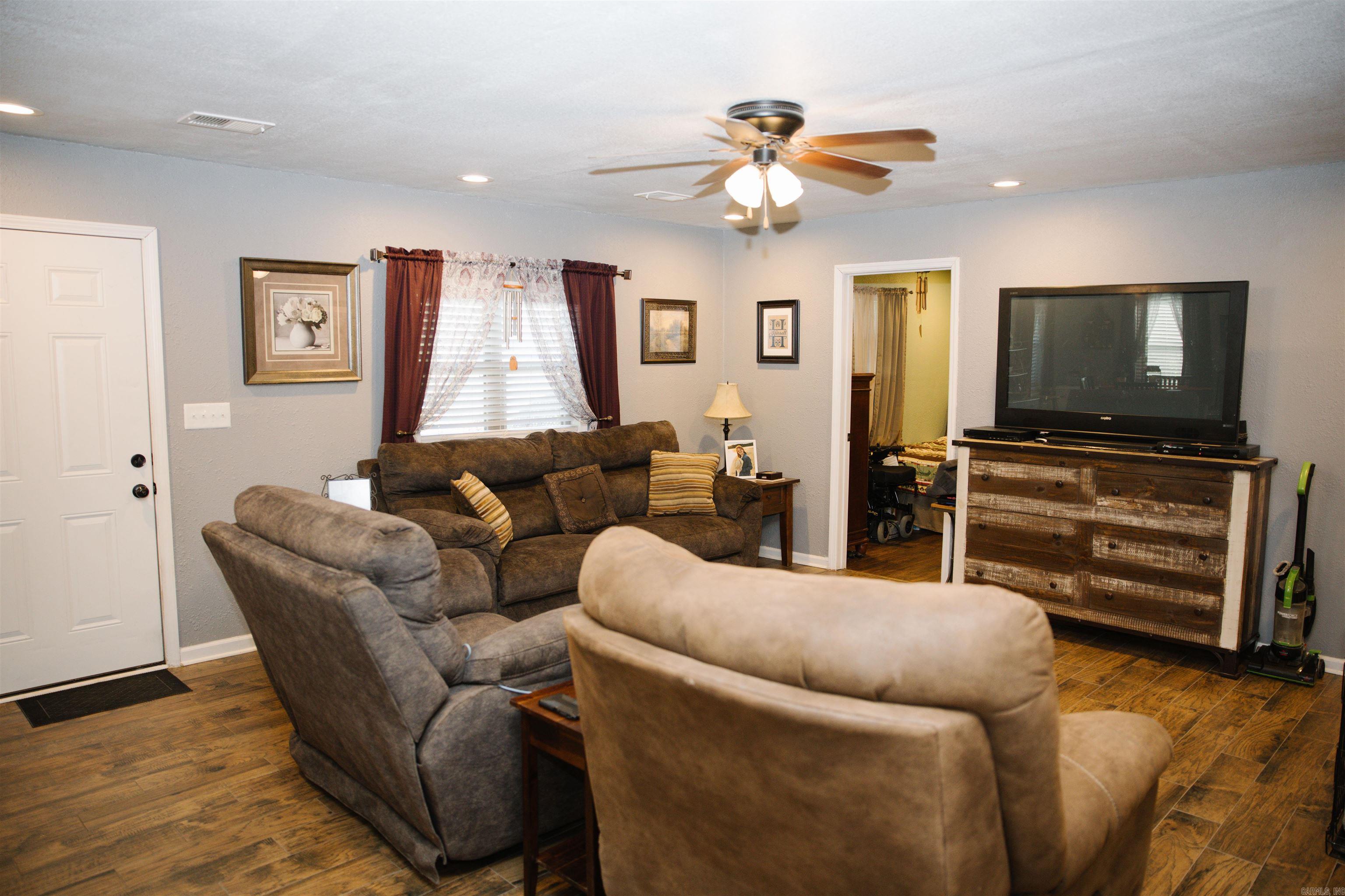 137 County Road 765  Brookland, AR