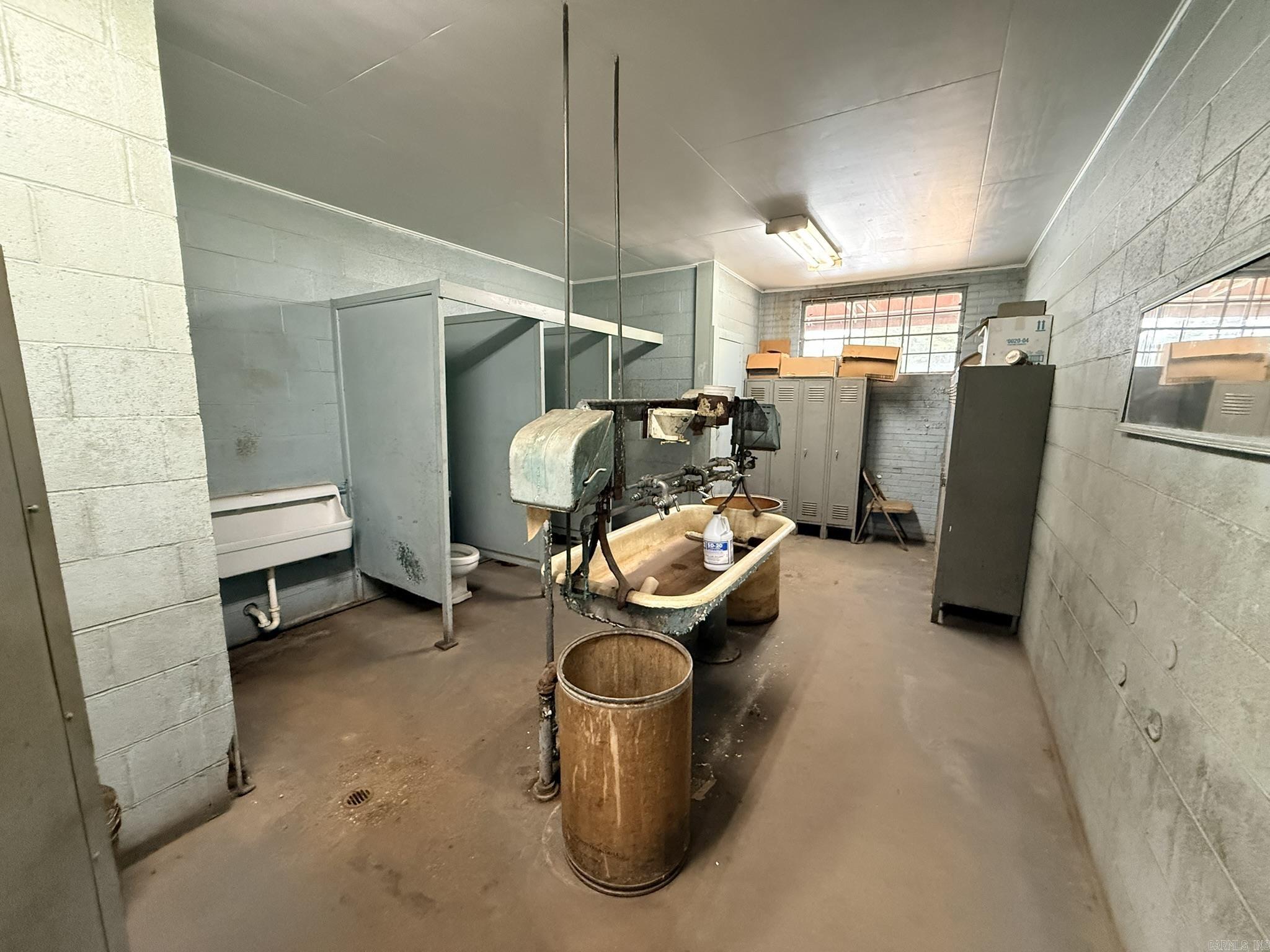 3748 Hwy 376 S  Camden, AR