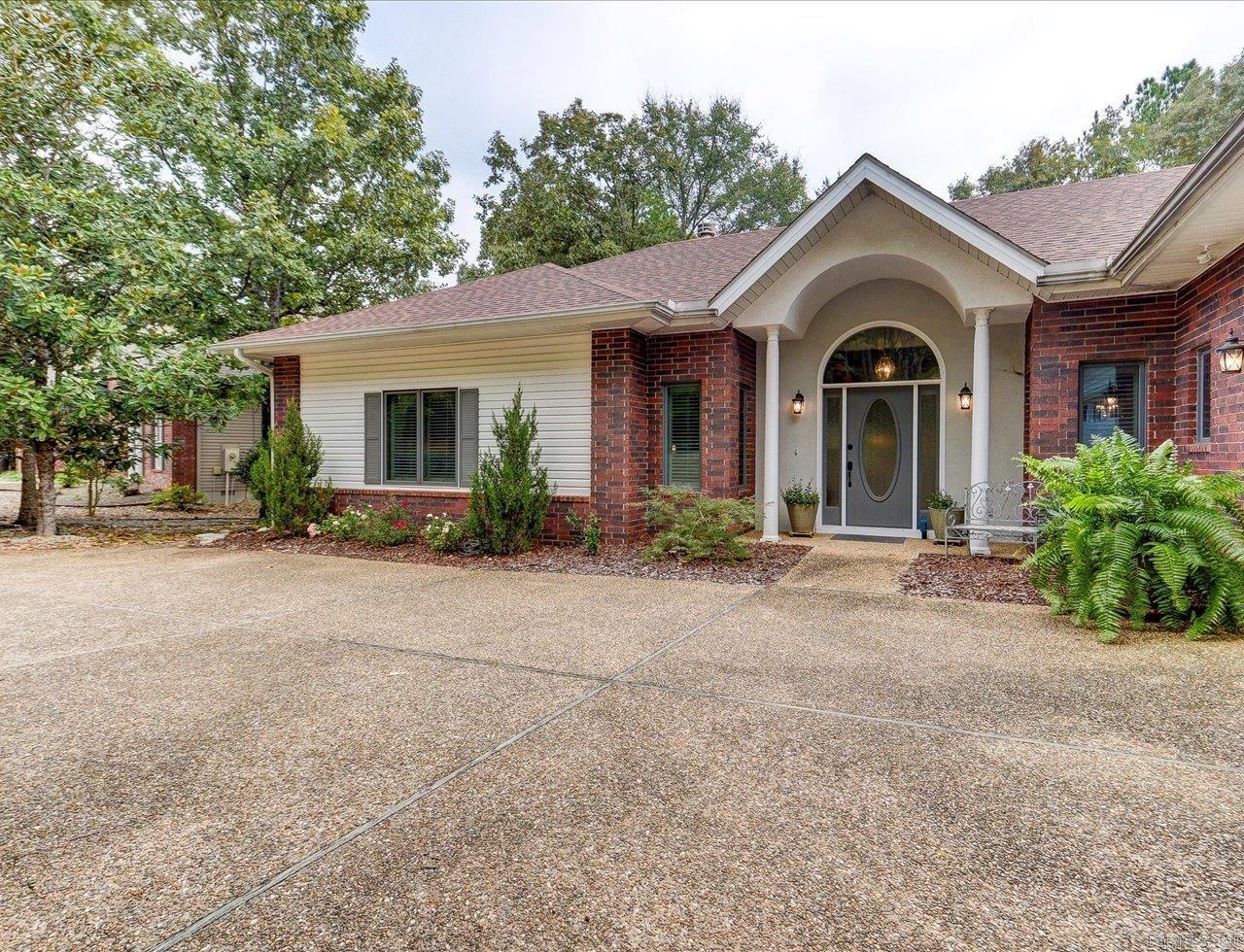 214 Pizarro Drive Hot Springs Village, AR 71909