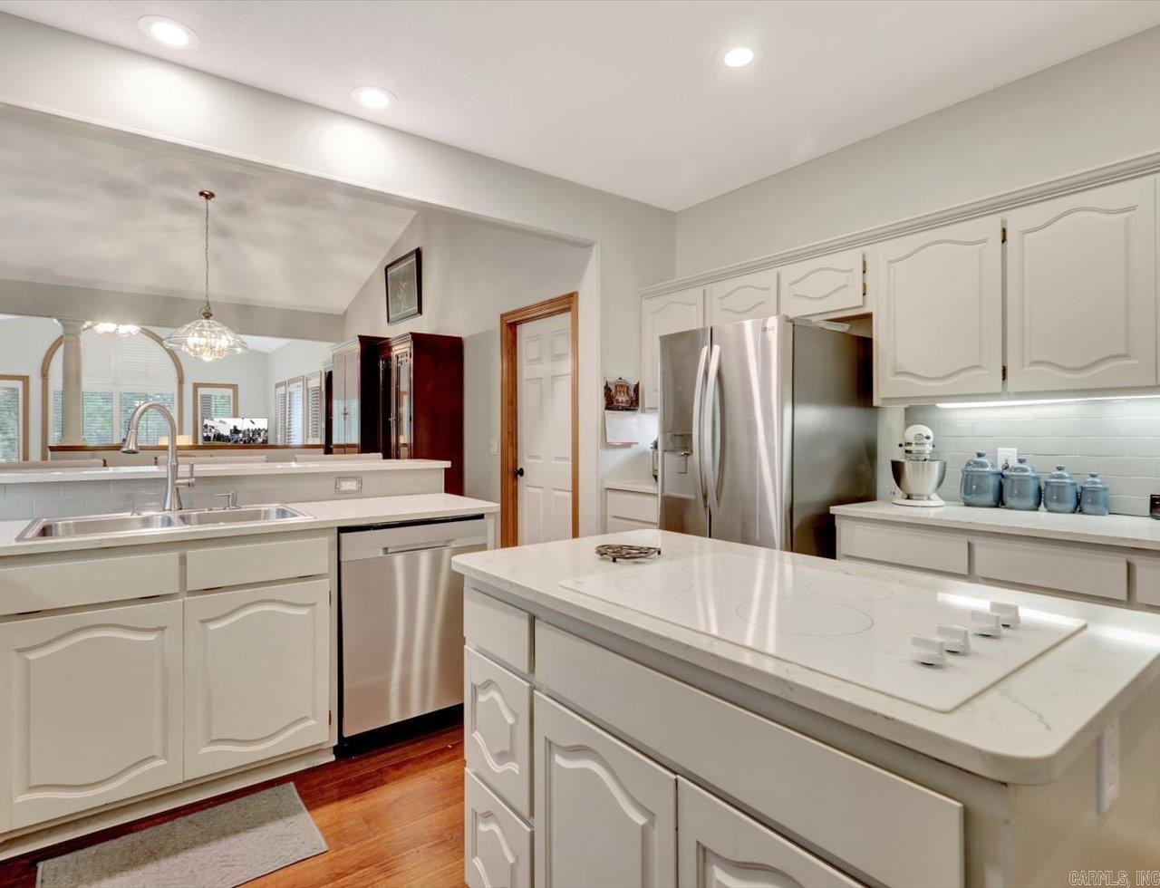 214 Pizarro Drive Hot Springs Village, AR 71909