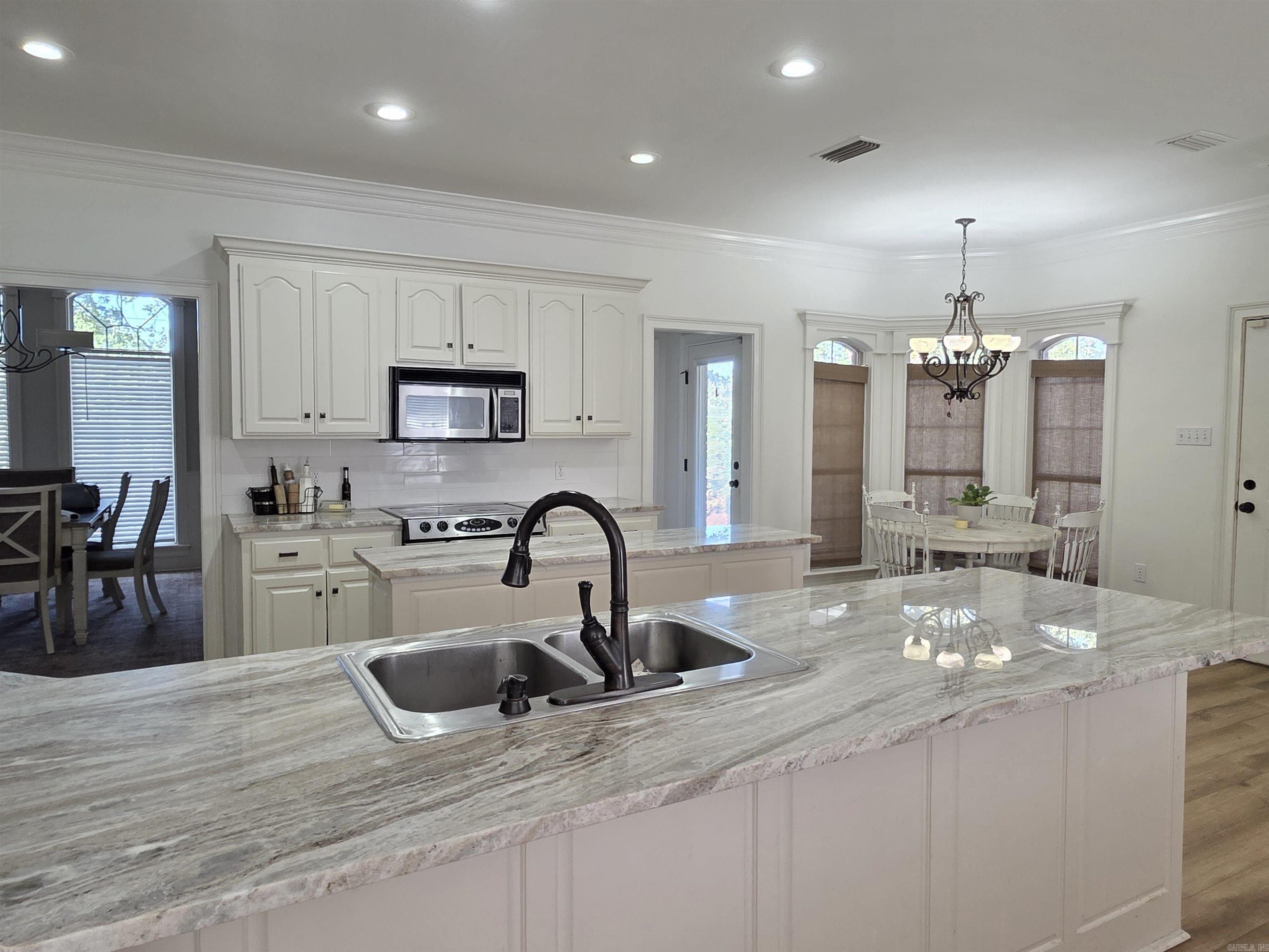 3115 Tyler  Conway, AR