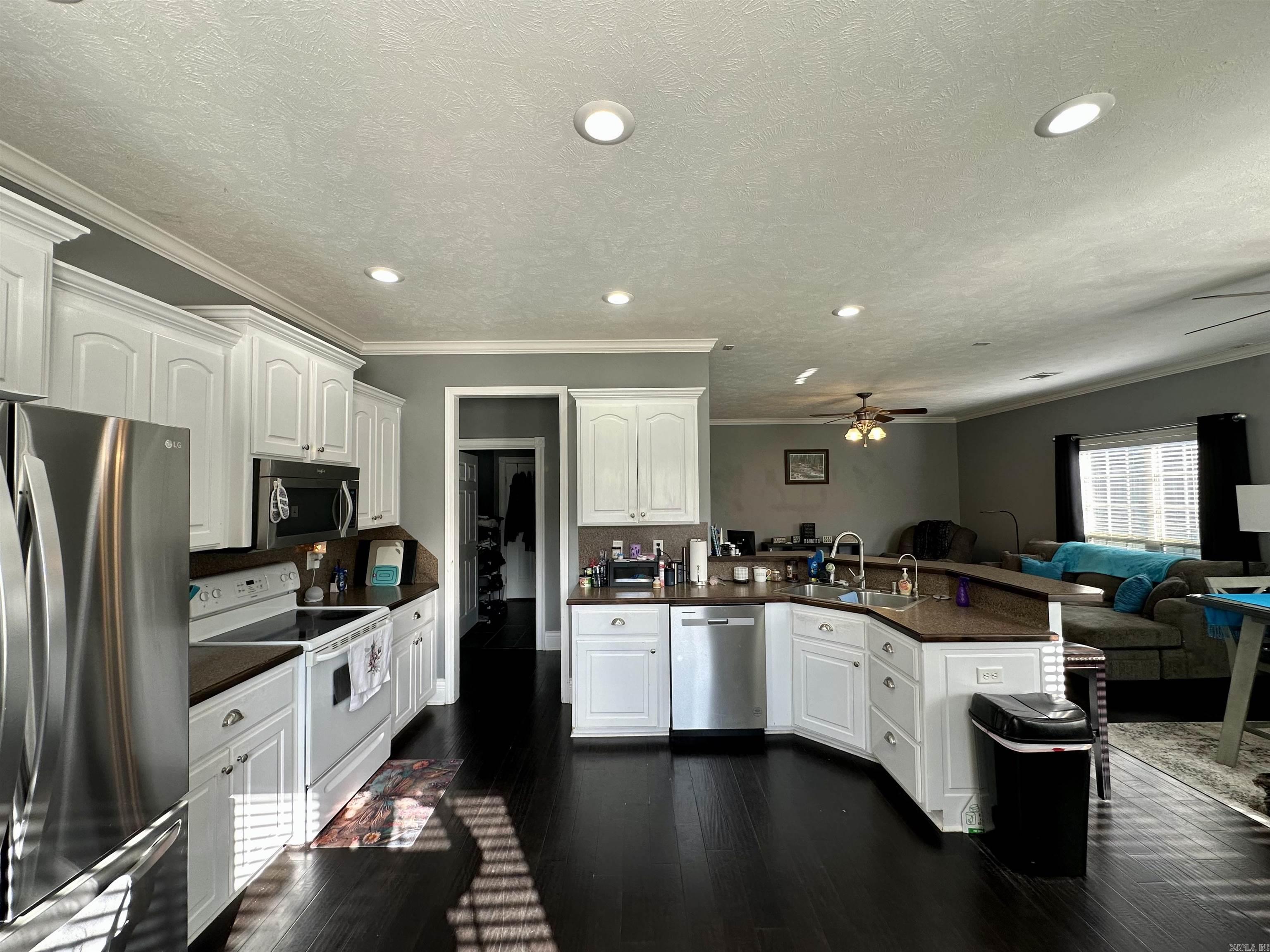 35 Chariot Cove Austin, AR 72007