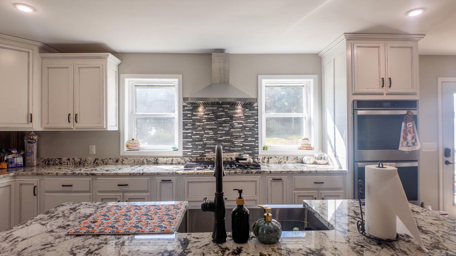 1973 County Road 359 Thayer, MO 65791