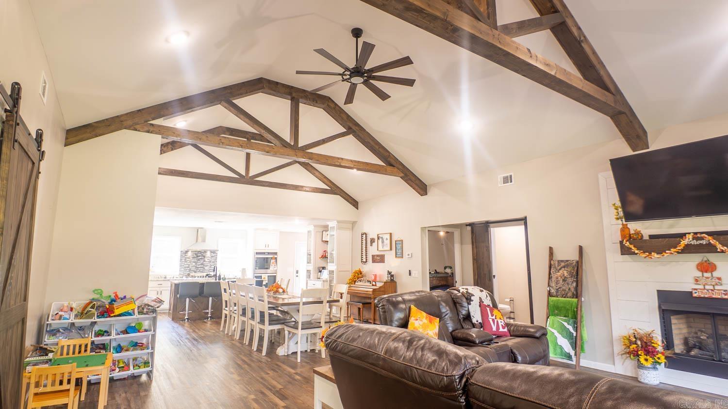 1973 County Road 359 Thayer, MO 65791