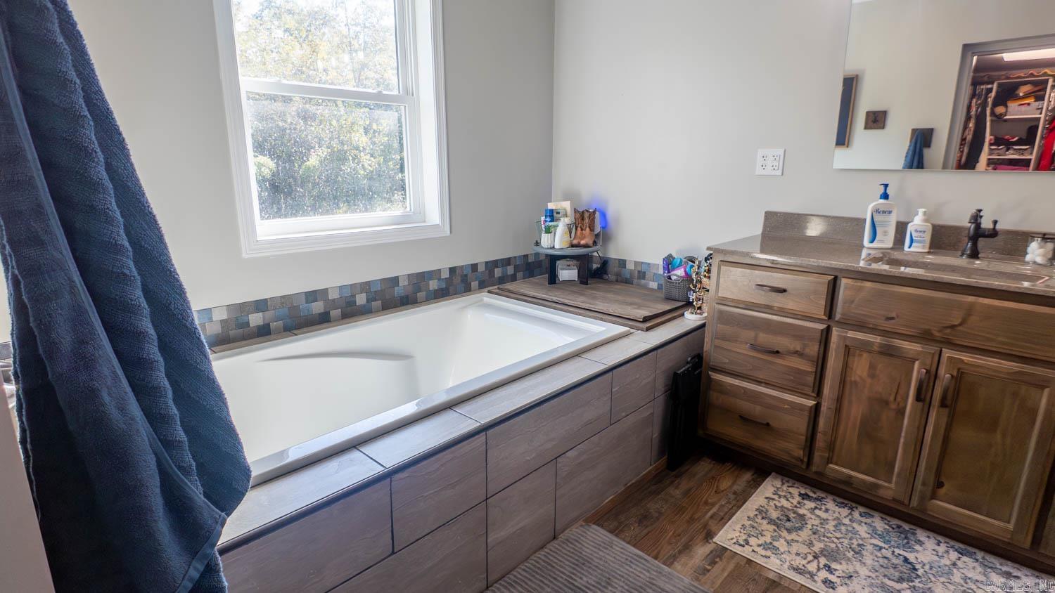 1973 County Road 359 Thayer, MO 65791