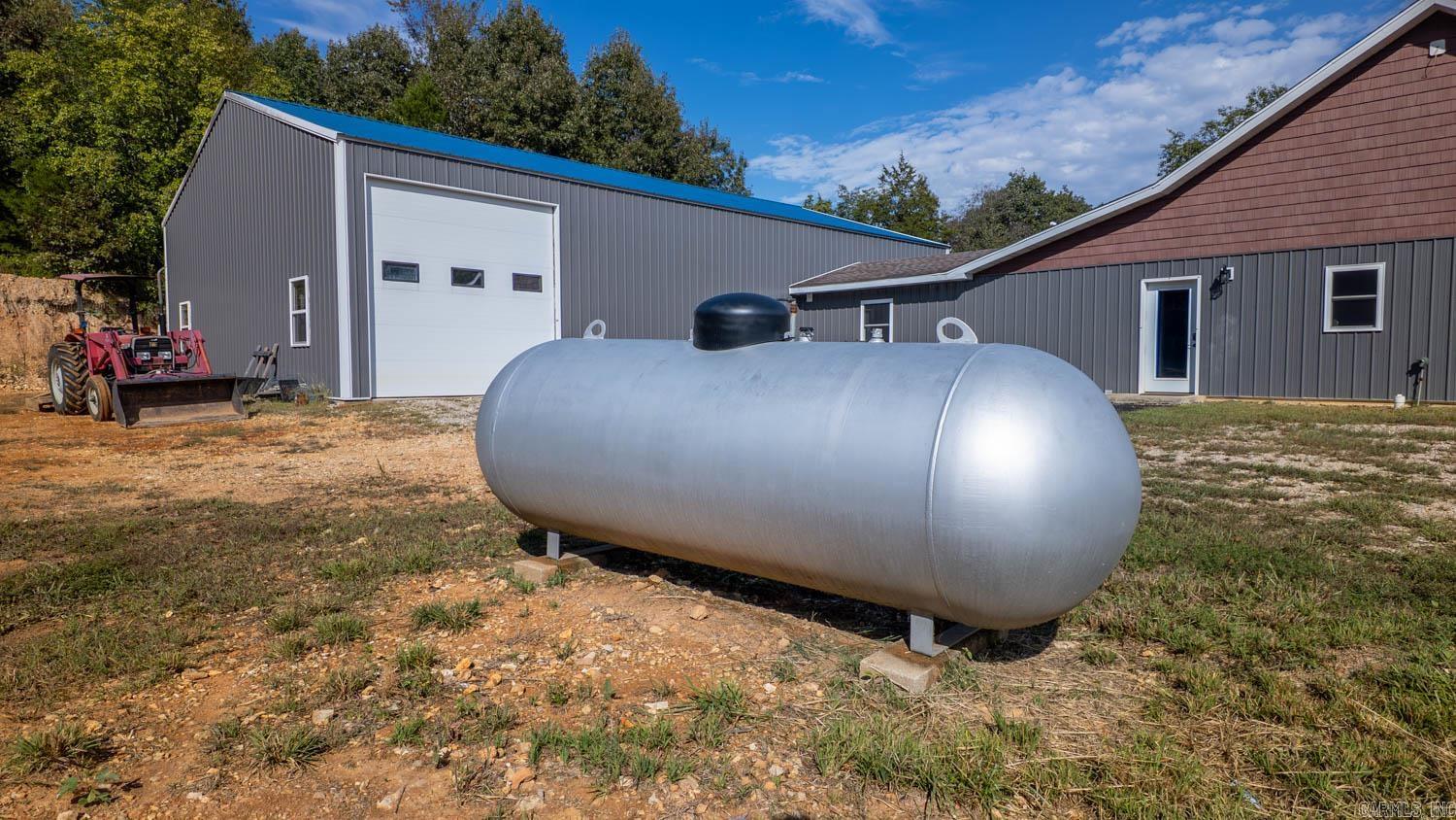 1973 County Road 359 Thayer, MO 65791