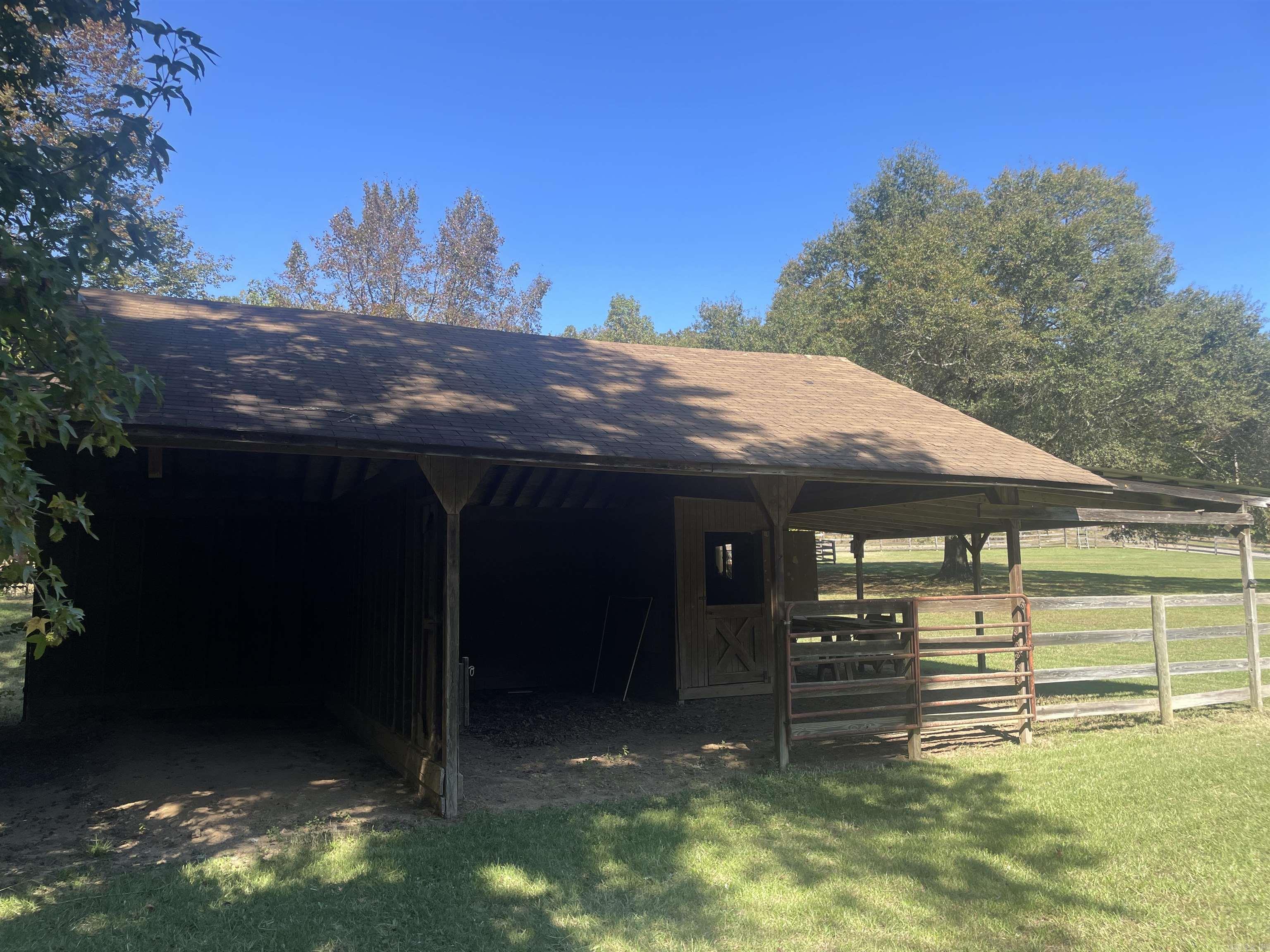 40 Woodruff  Conway, AR