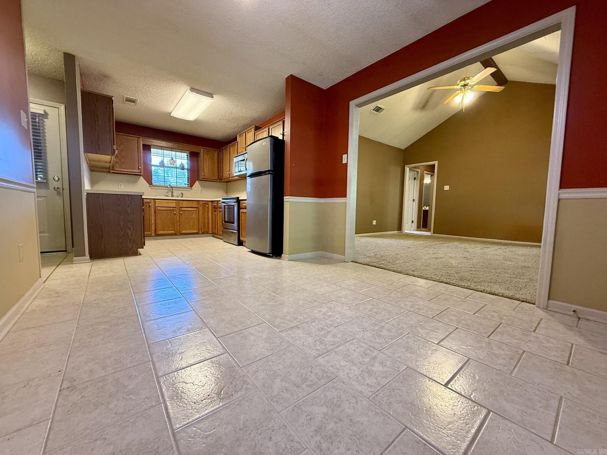 203 Honeysuckle Hills  Redfield, AR