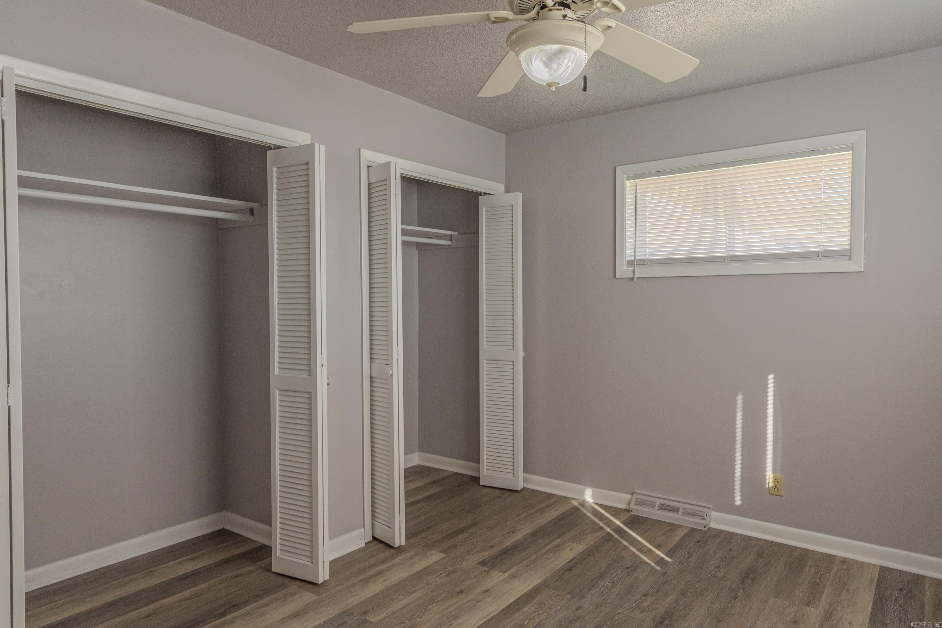 102 Magnolia Dr Paragould, AR 72450-3905