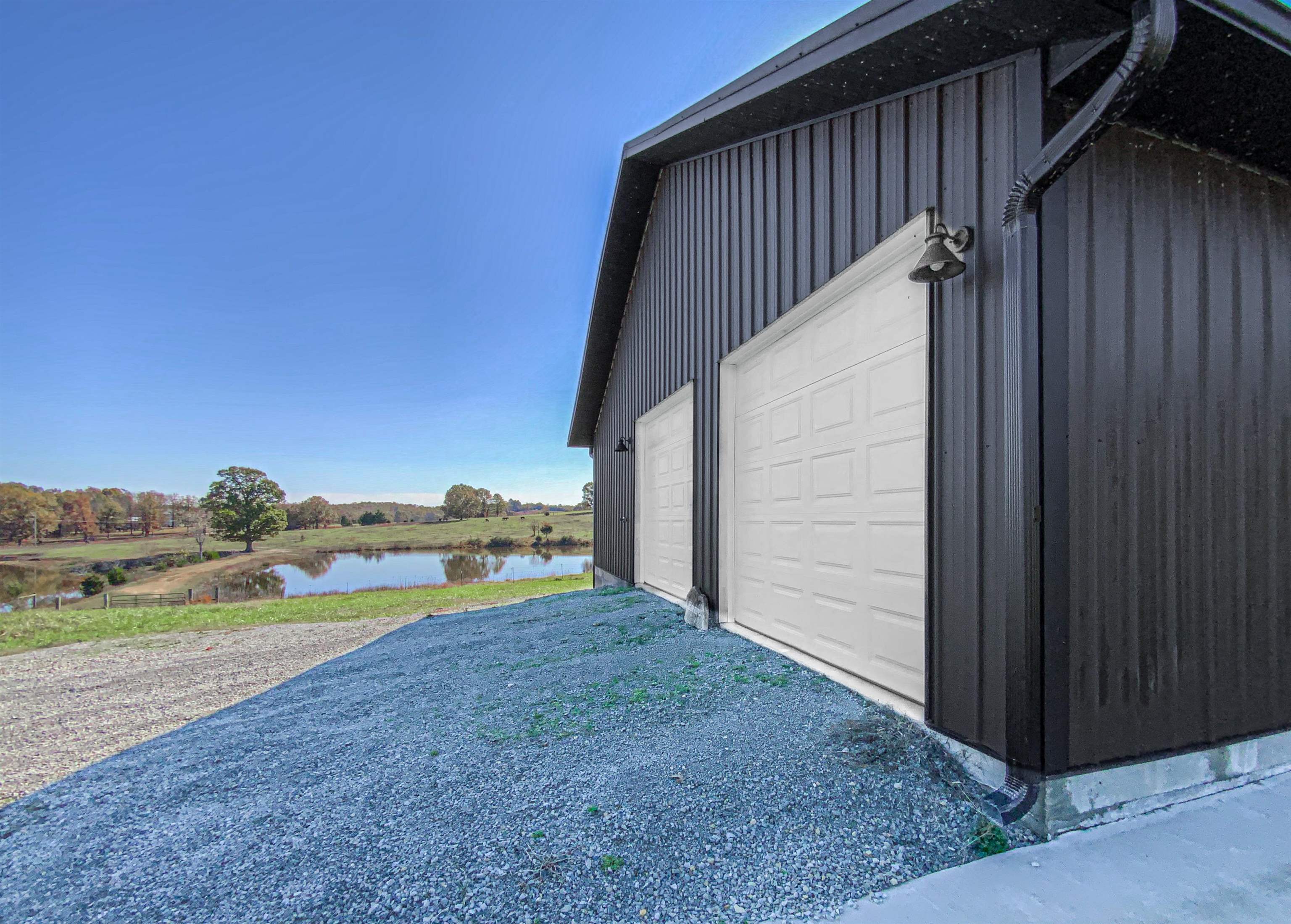 1957 Rockwood Rd  Viola, AR