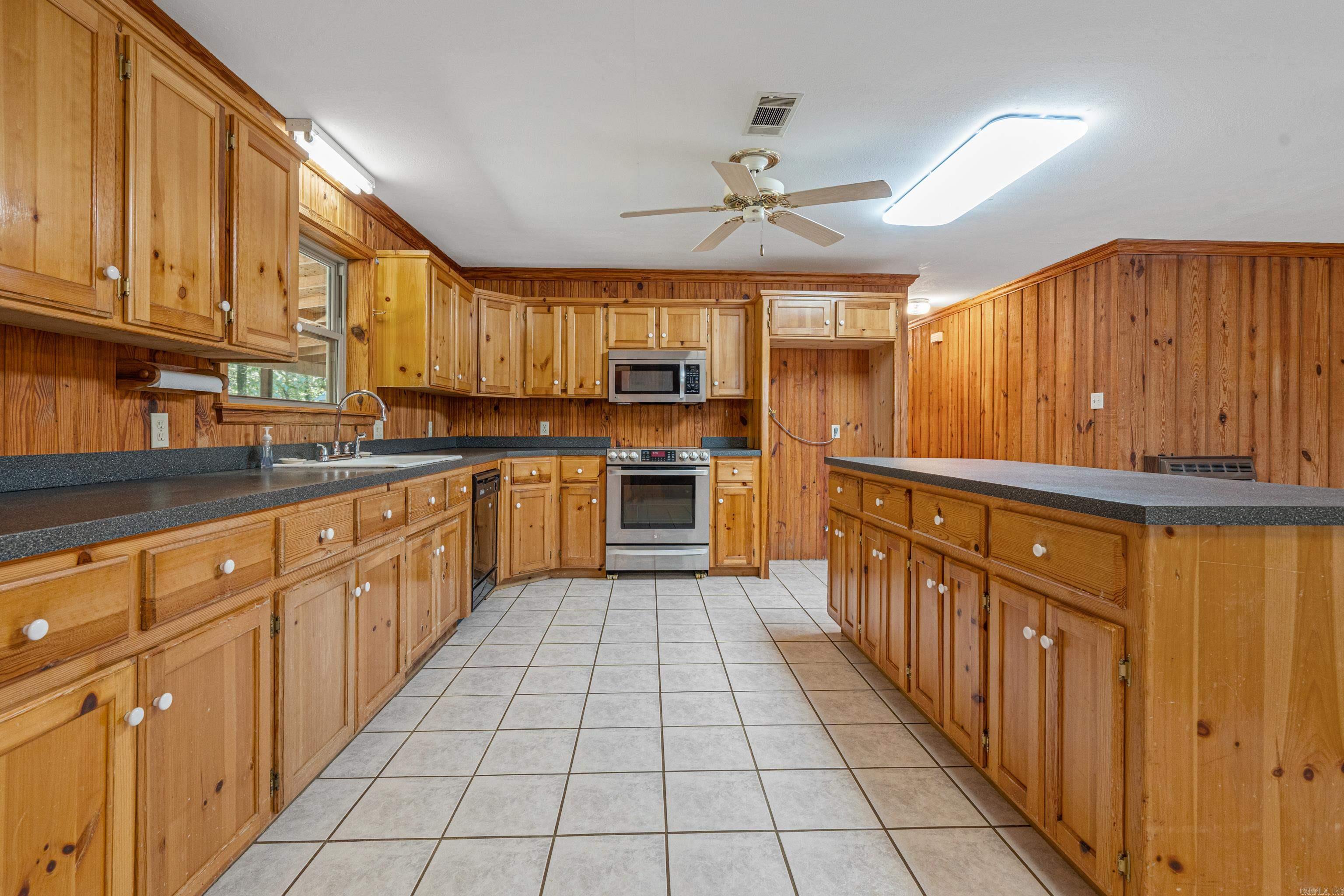 381 Sundown Mtn.  Hot Springs, AR