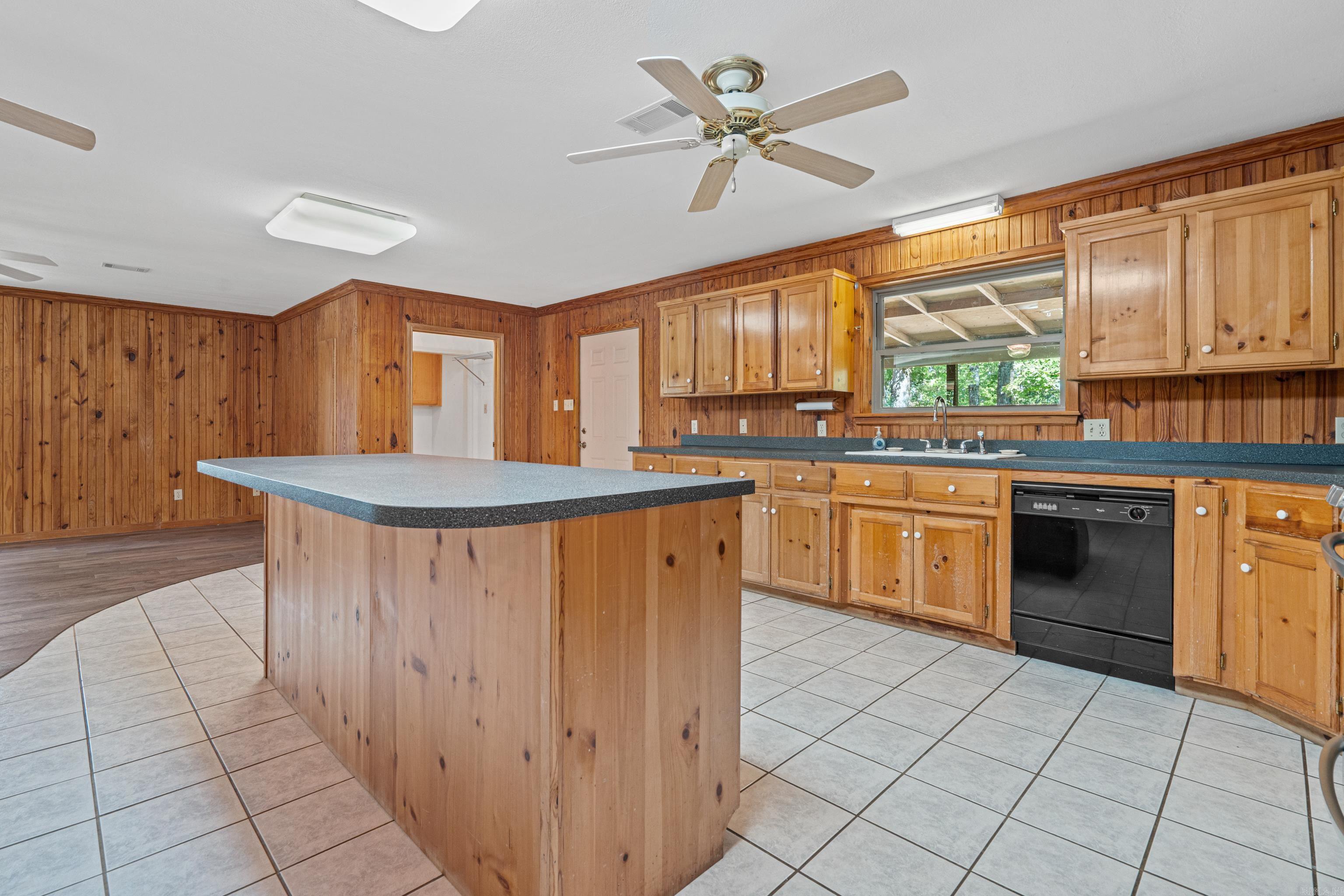 381 Sundown Mtn.  Hot Springs, AR