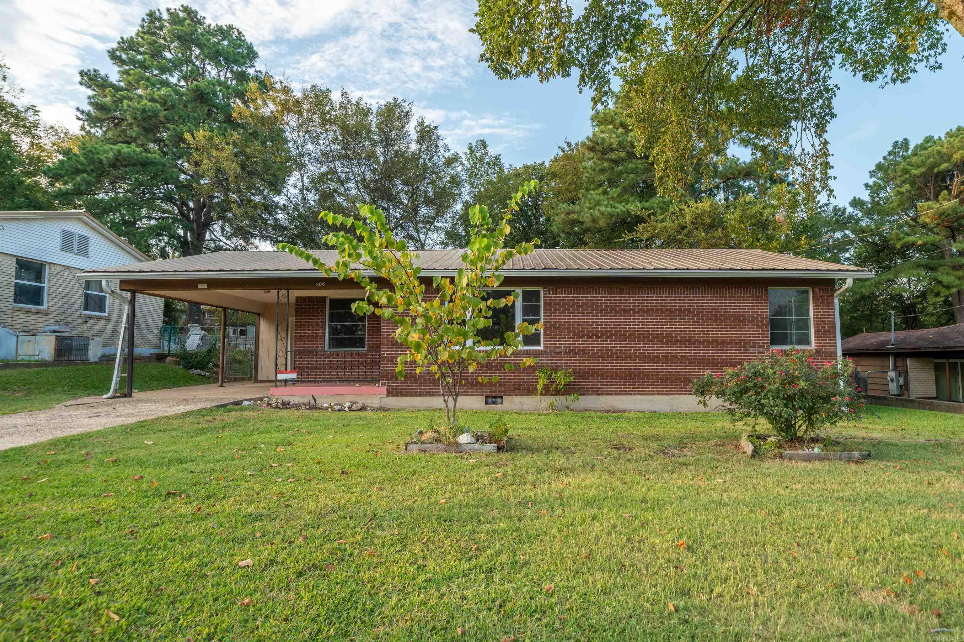 806 Woodlawn  Hot Springs, AR