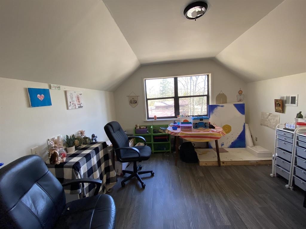 702 Old Dolph Road Calico Rock, AR 72519