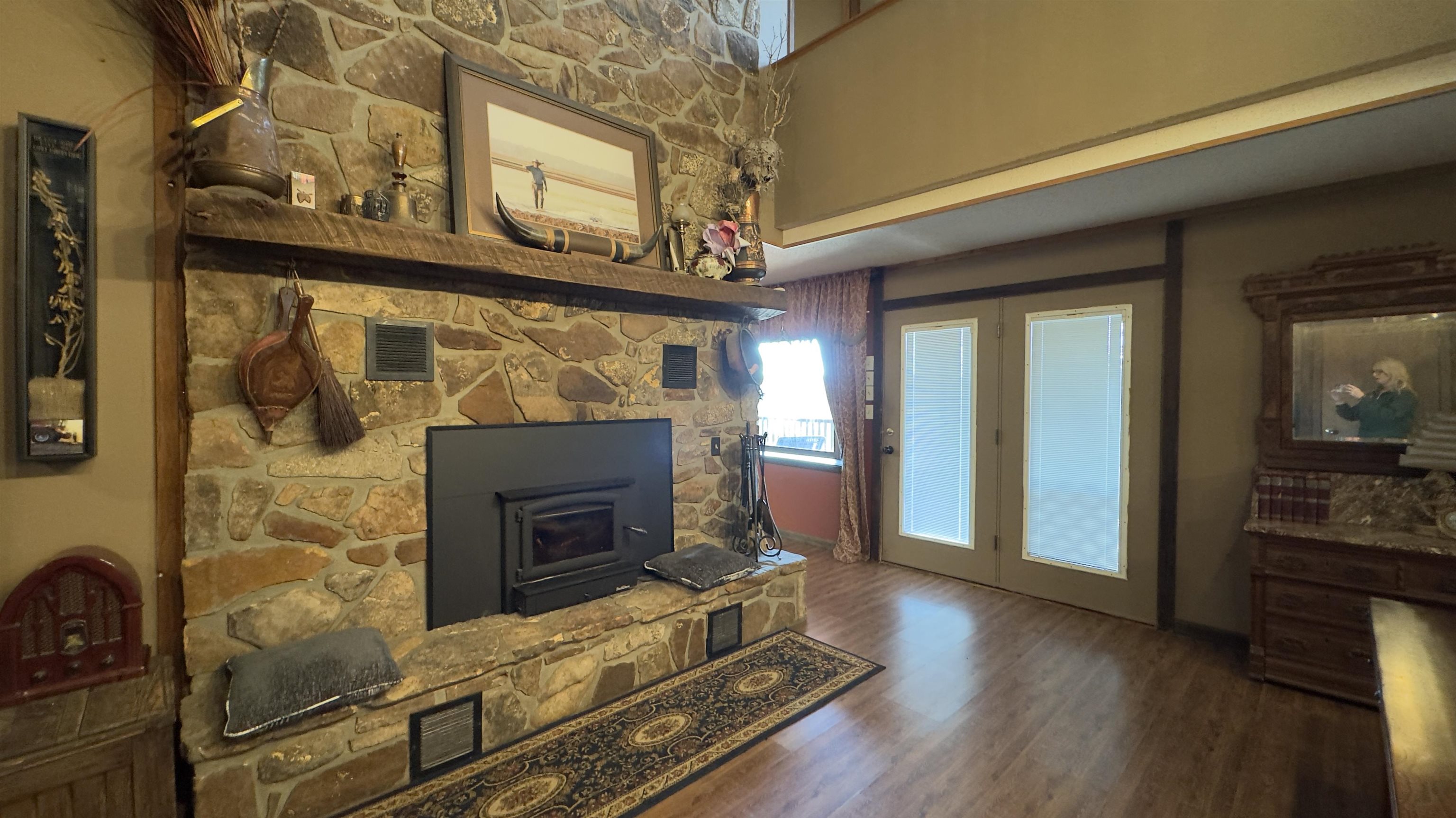 702 Old Dolph Road Calico Rock, AR 72519