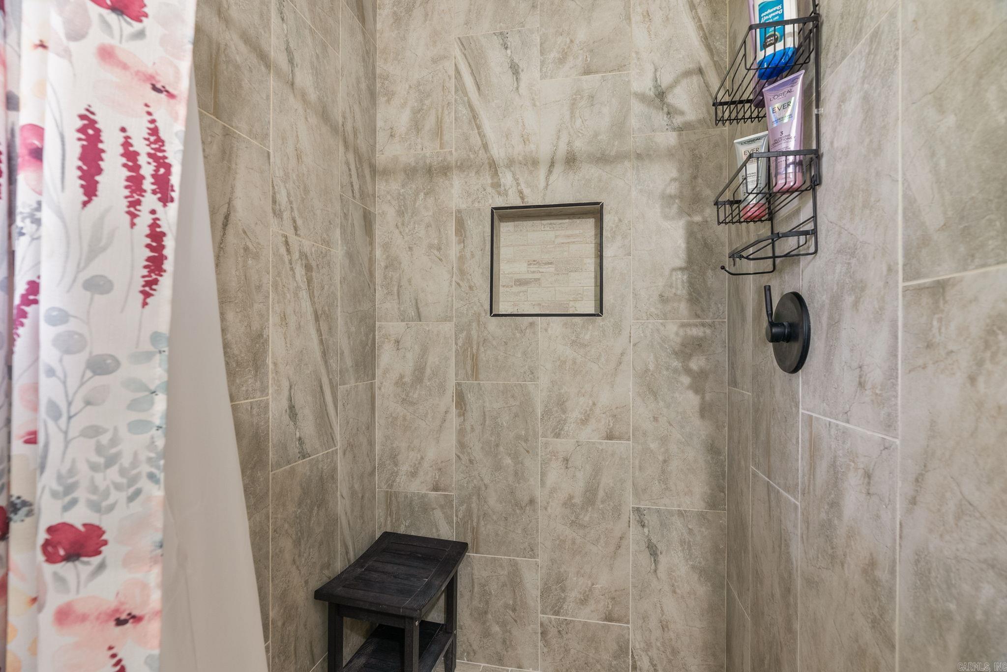 1 Phyllis Ct  Jacksonville, AR