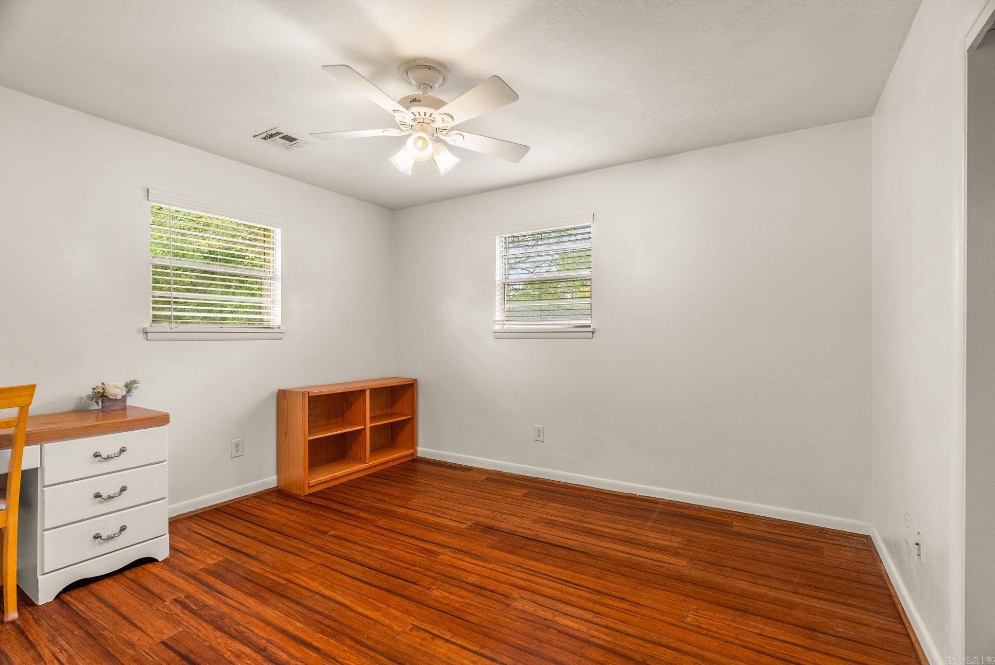 1 Phyllis Ct  Jacksonville, AR