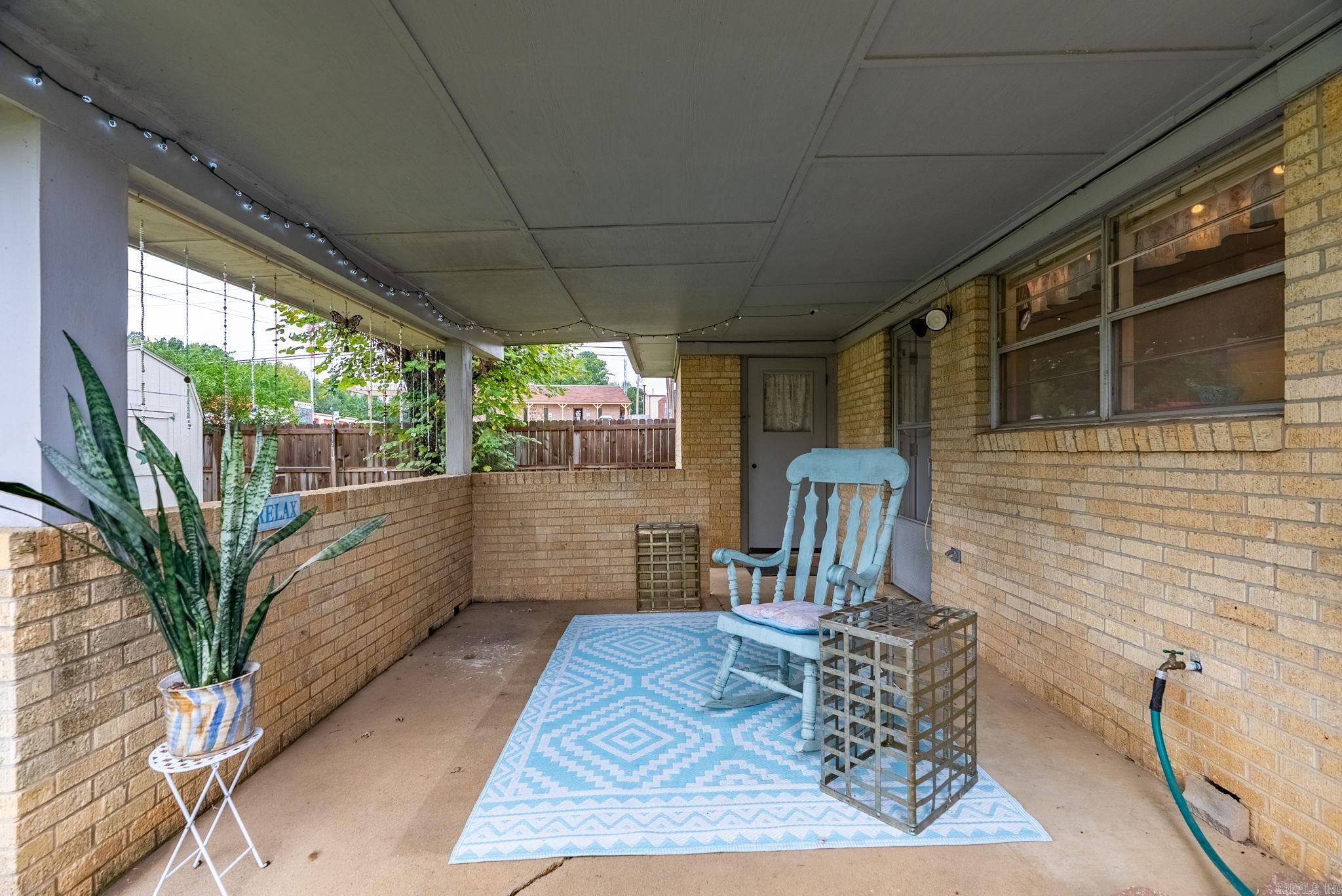 1 Phyllis Ct  Jacksonville, AR