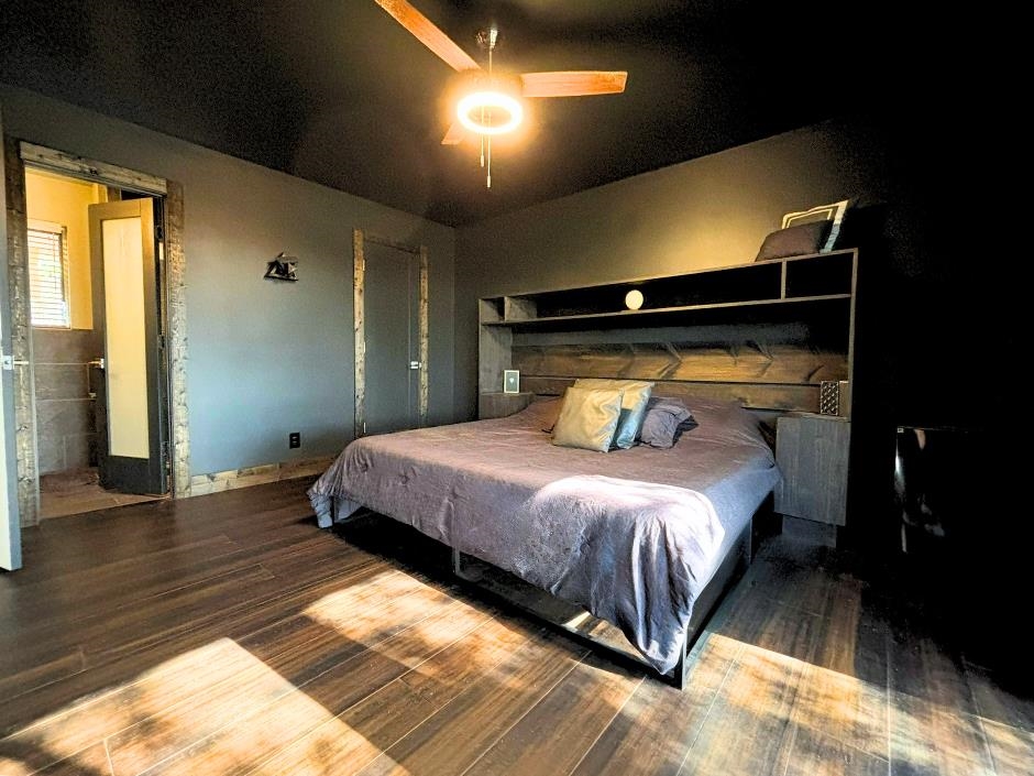 9 Uno  Cherokee Village, AR