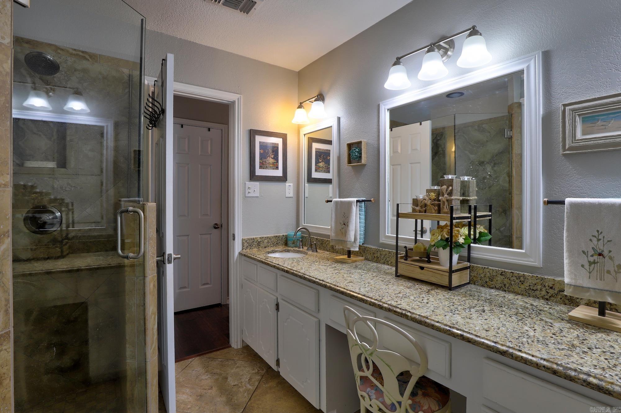 3003 Kevin Ave.  Texarkana, TX