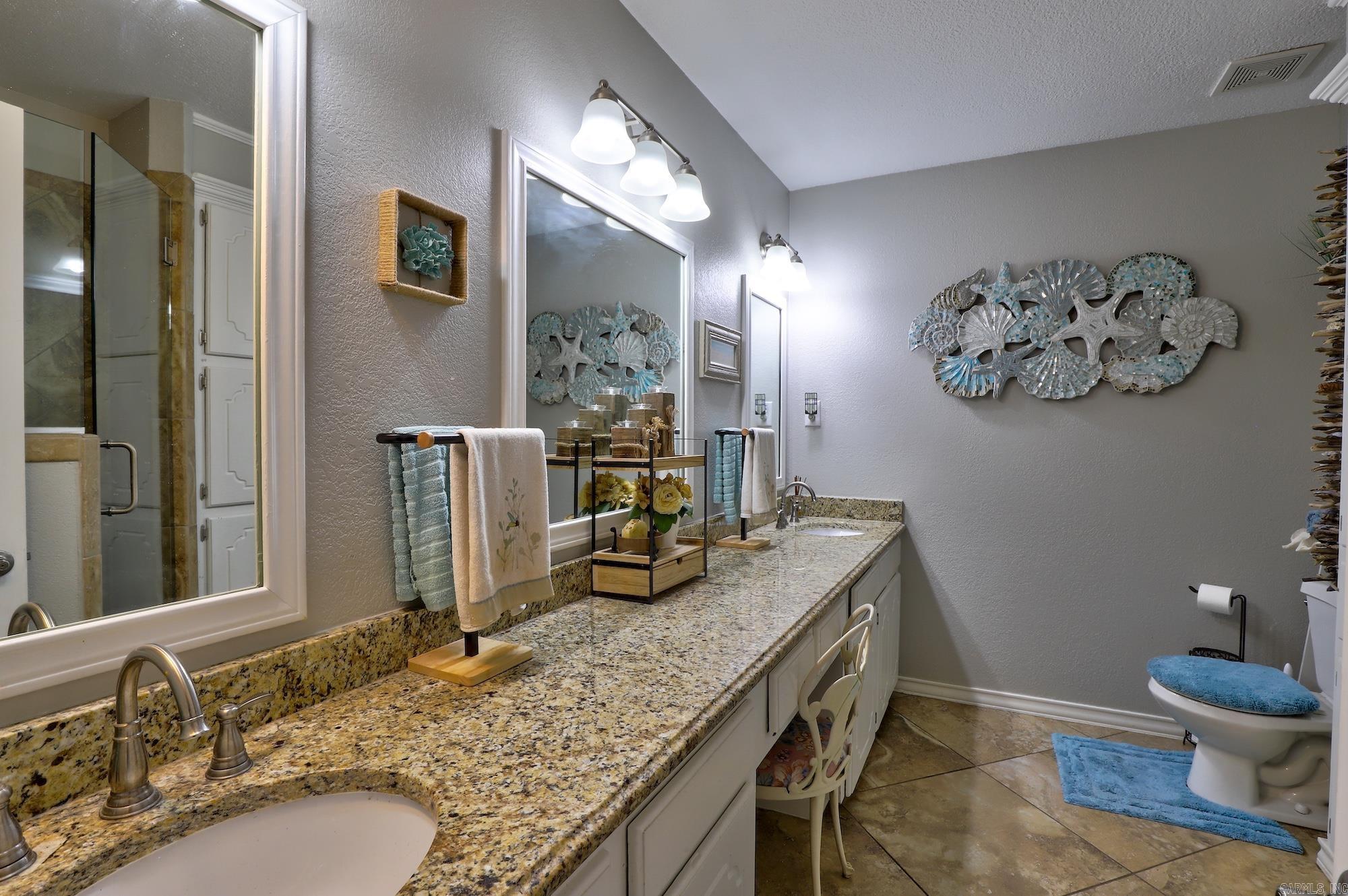 3003 Kevin Ave.  Texarkana, TX