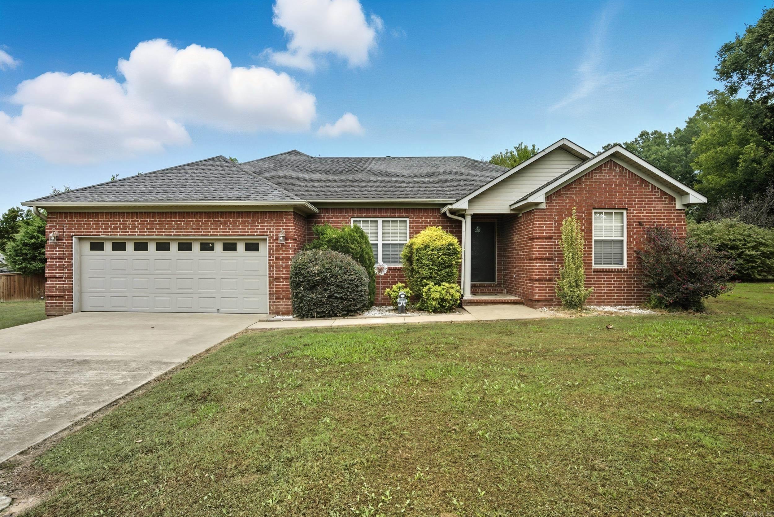 56 Elliott Road Greenbrier, AR 72058