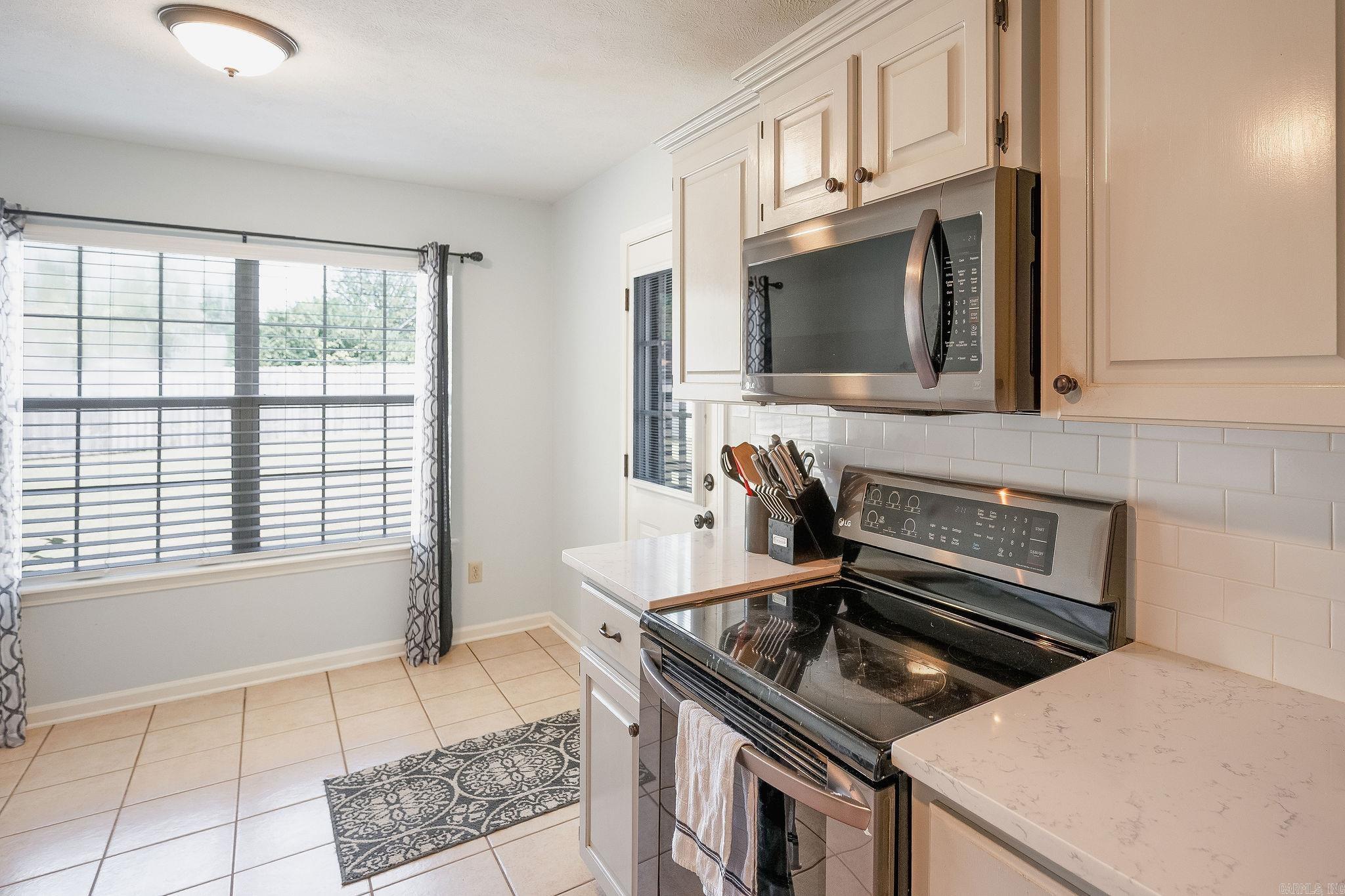 16 Country Village Cir  Cabot, AR