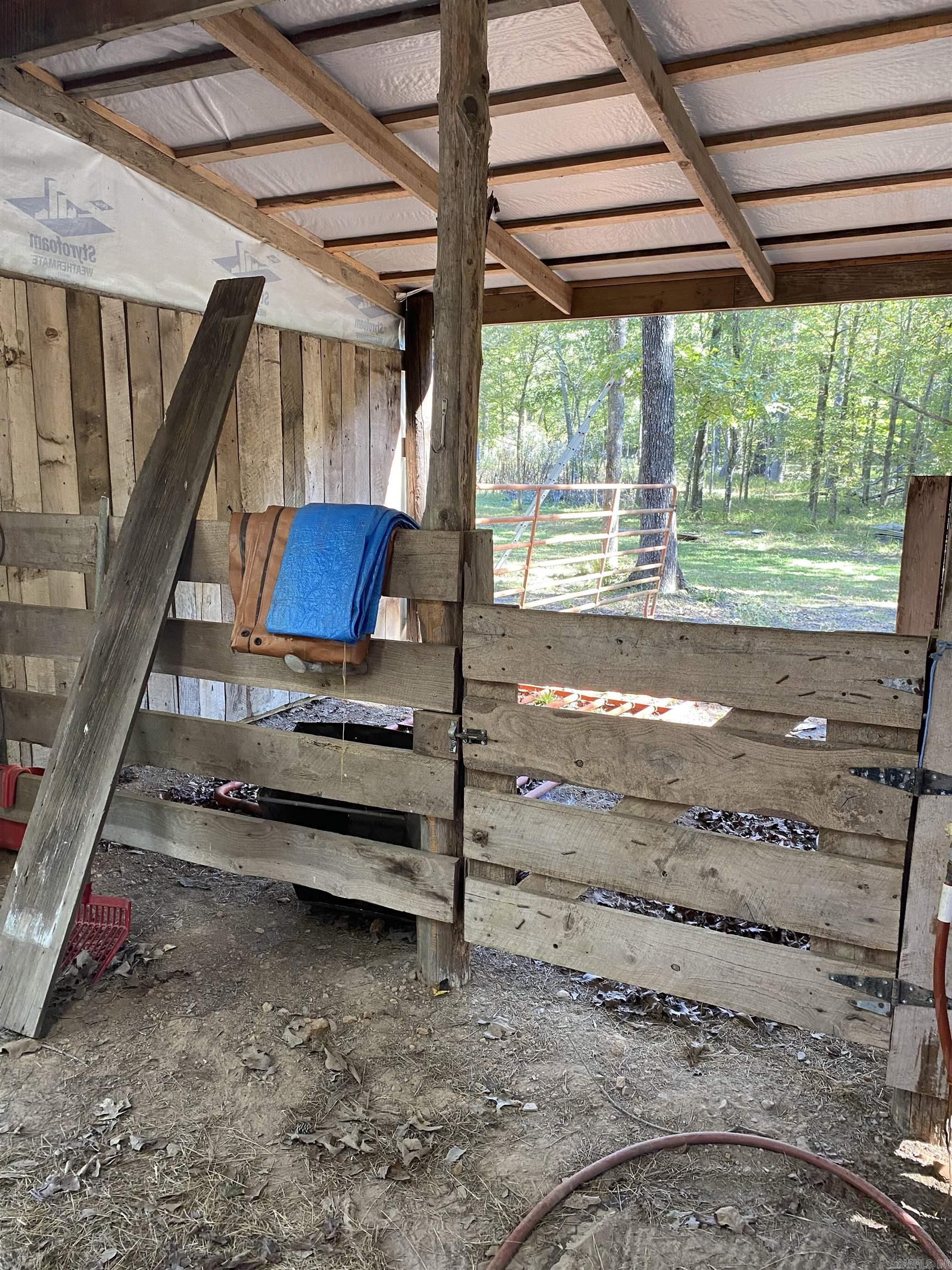 110 Hummingbird Lane  Hatfield, AR